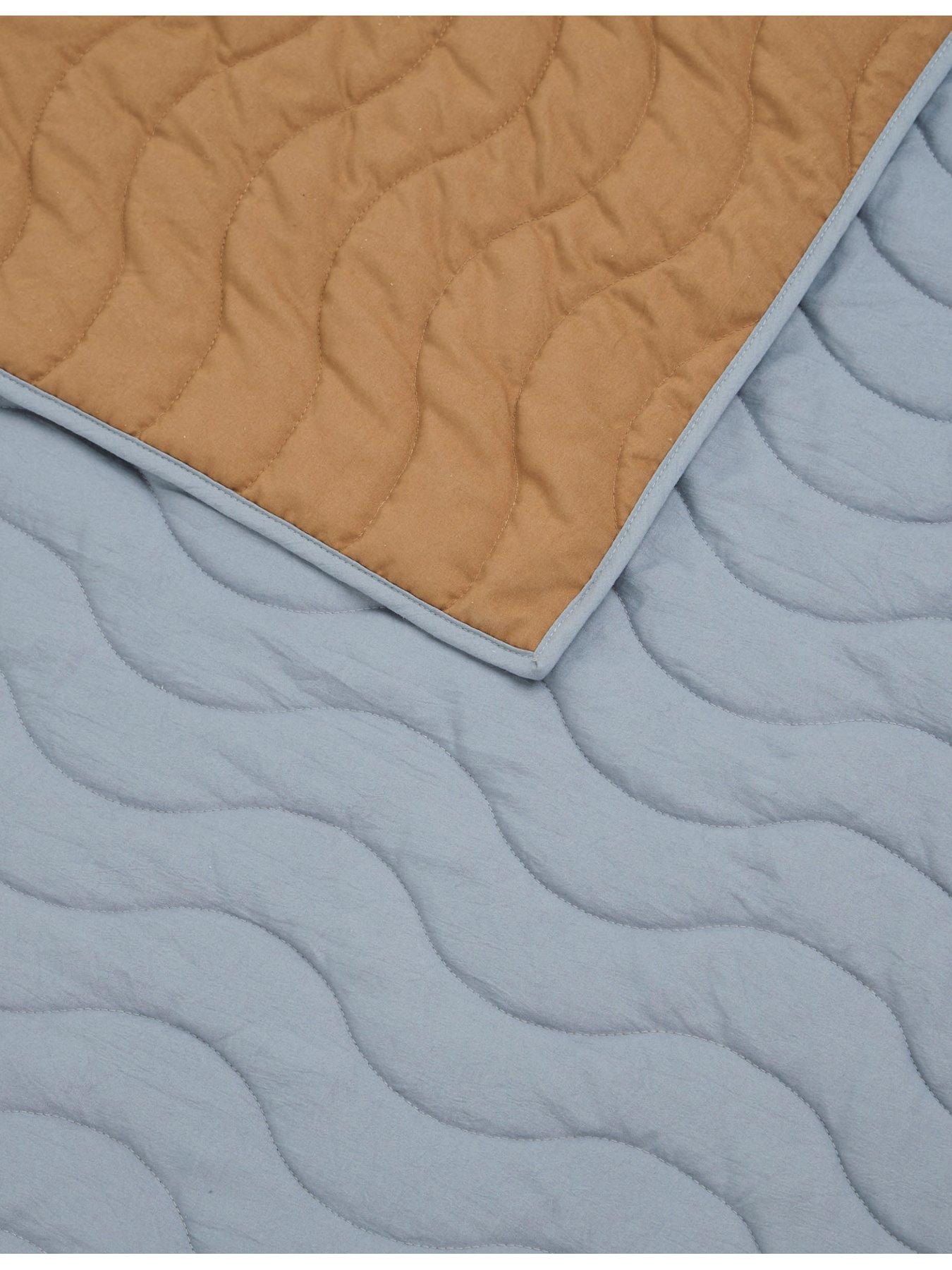 Image 3 of 5 of Mamas & Papas Cotbed/Cot Quilt - Blue Mustard Wave