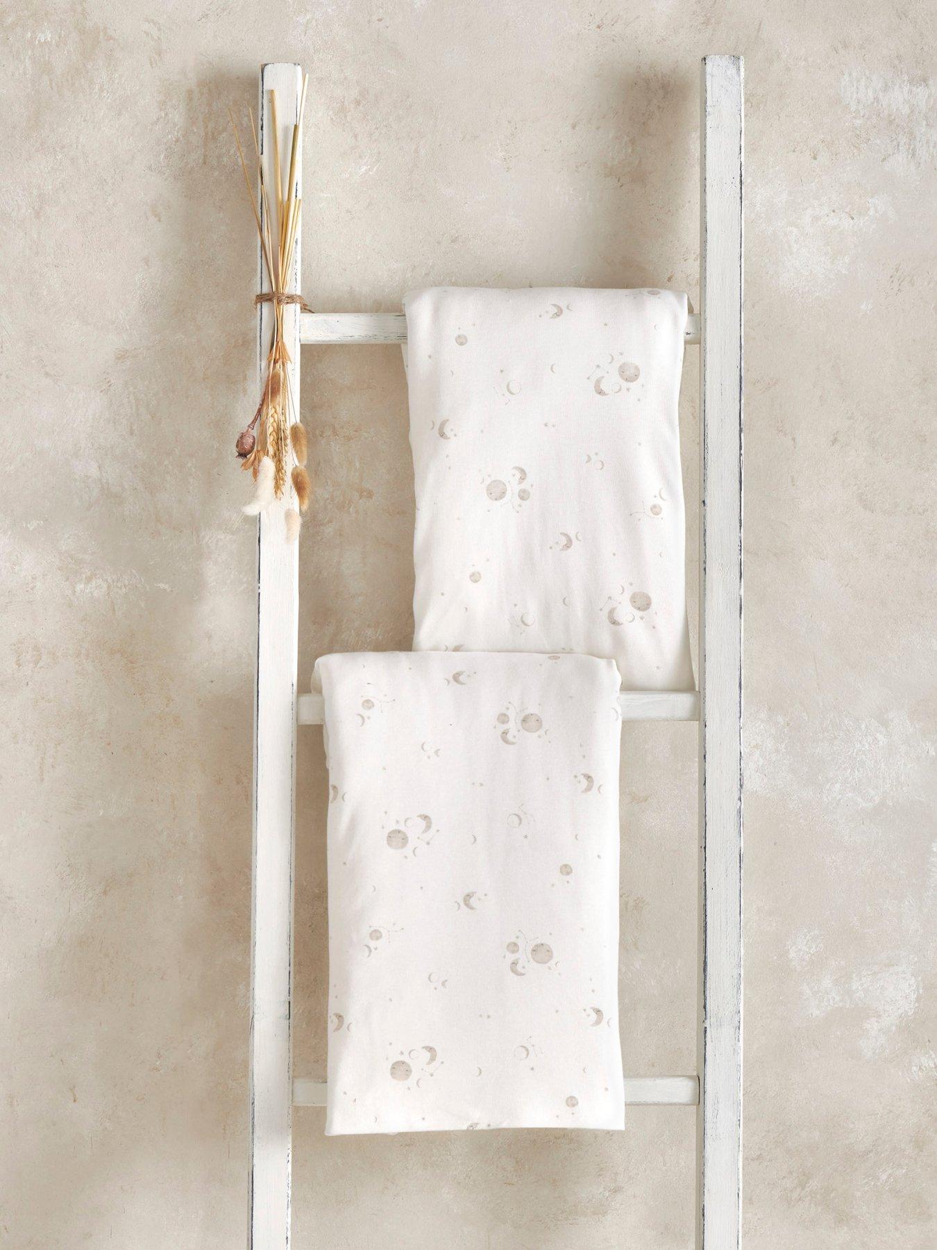 Image 1 of 4 of Mamas & Papas 2 Cot Fitted Sheets (63x127cm) Cosmos
