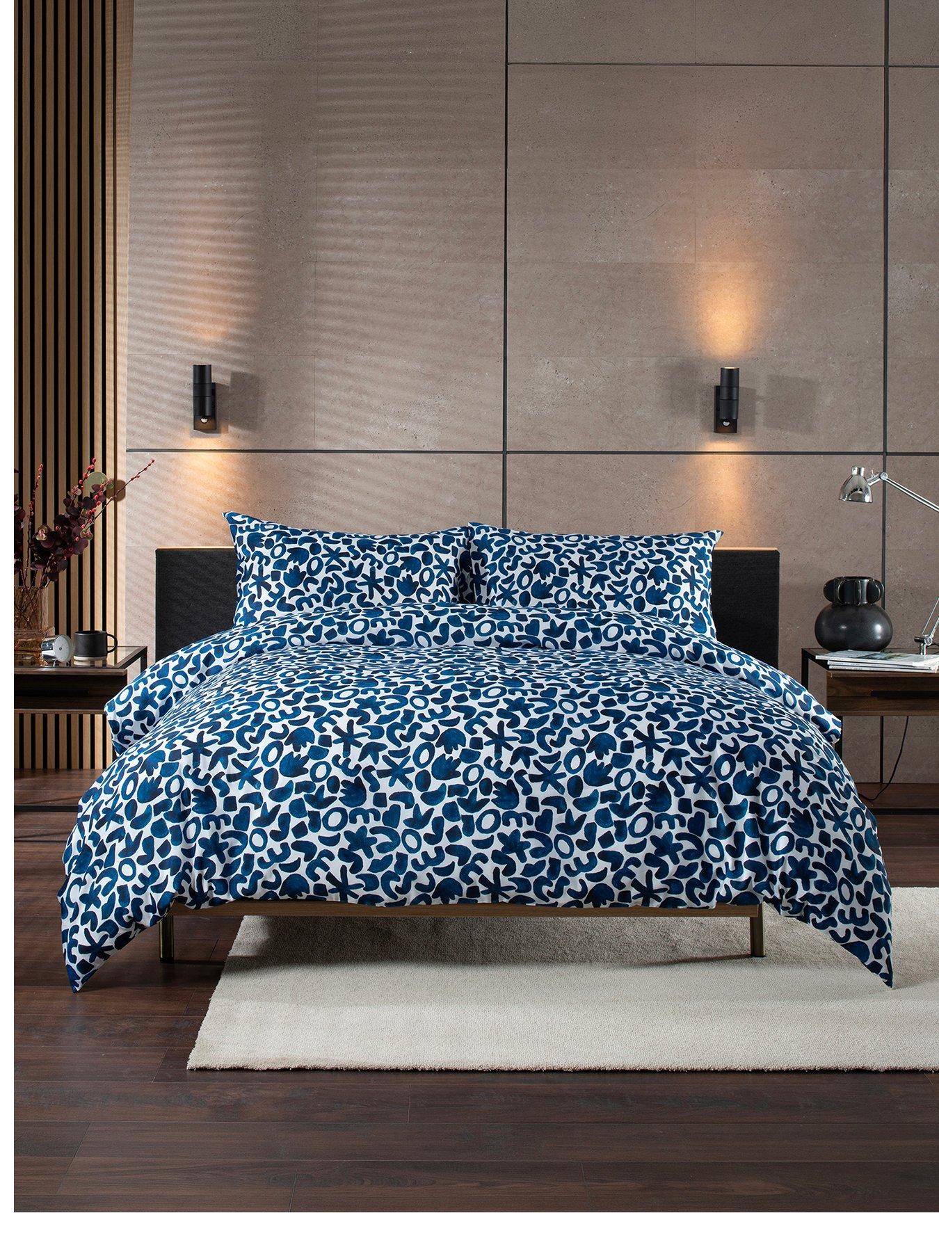 Image 2 of 5 of Studio 1846 Studio 1846 Abstract Shapes King Duvet Set