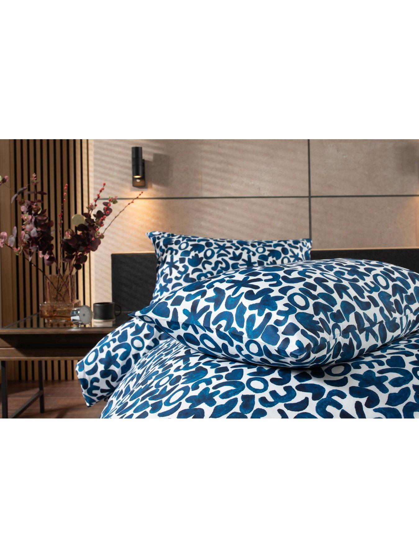 Image 3 of 5 of Studio 1846 Studio 1846 Abstract Shapes King Duvet Set