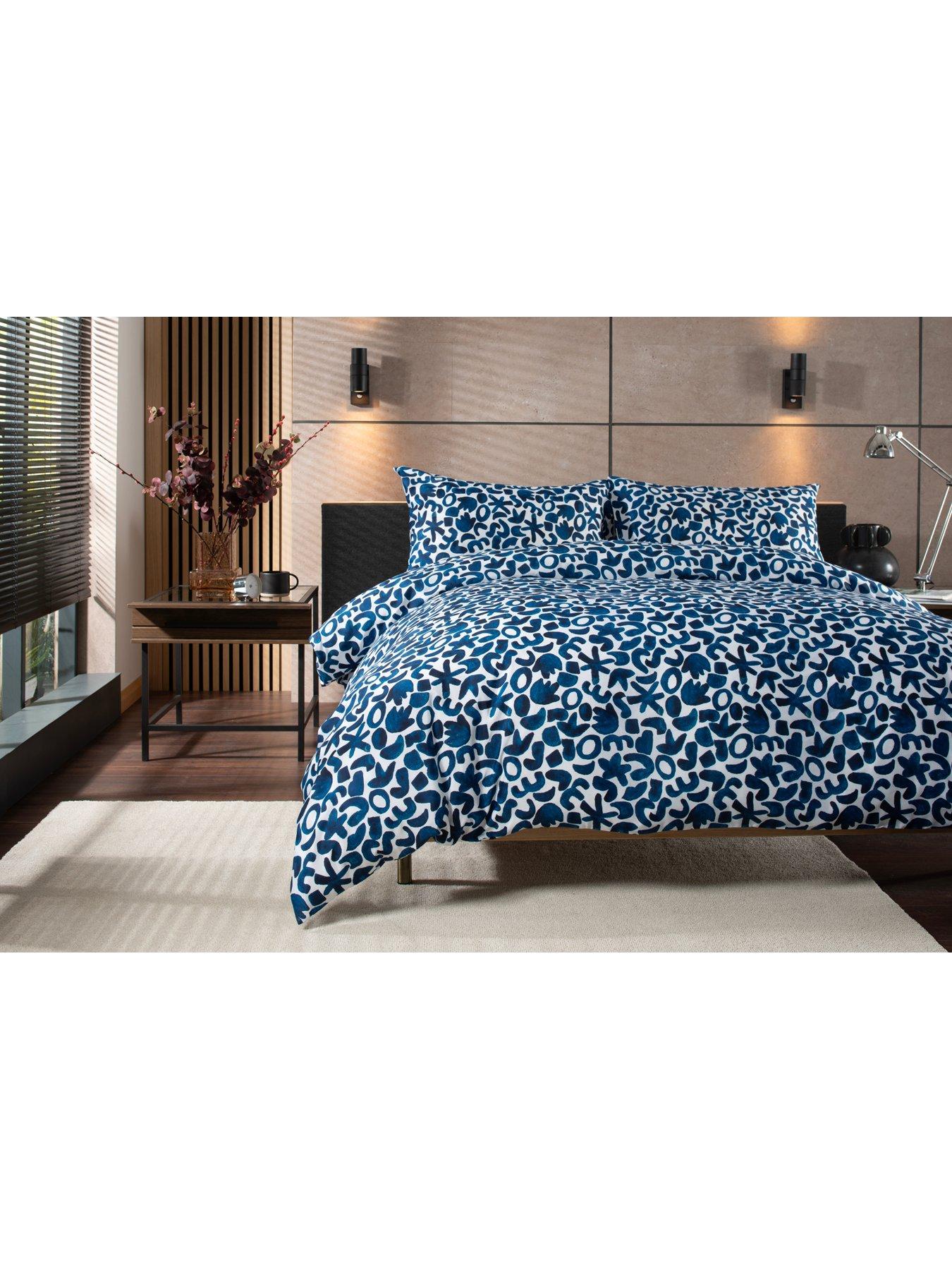 Image 5 of 5 of Studio 1846 Studio 1846 Abstract Shapes King Duvet Set