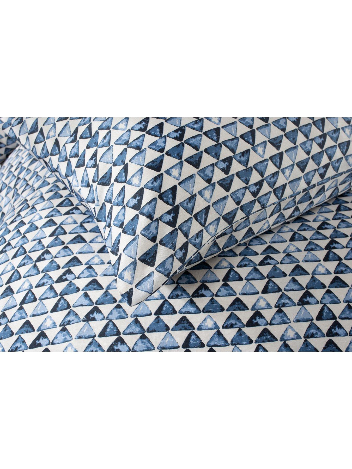 Image 5 of 5 of Studio 1846 Studio 1846 Triangles King Duvet Set