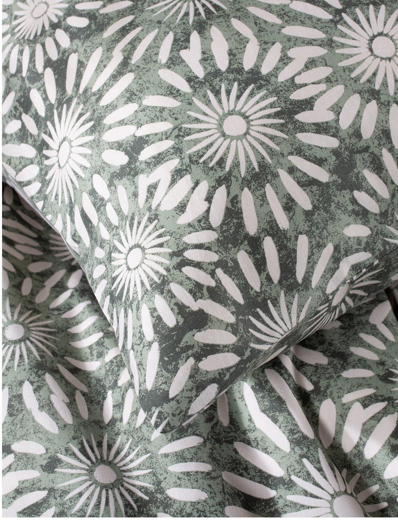Image 2 of 6 of Studio 1846 Studio 1846 Thompson Sage Single Duvet Set