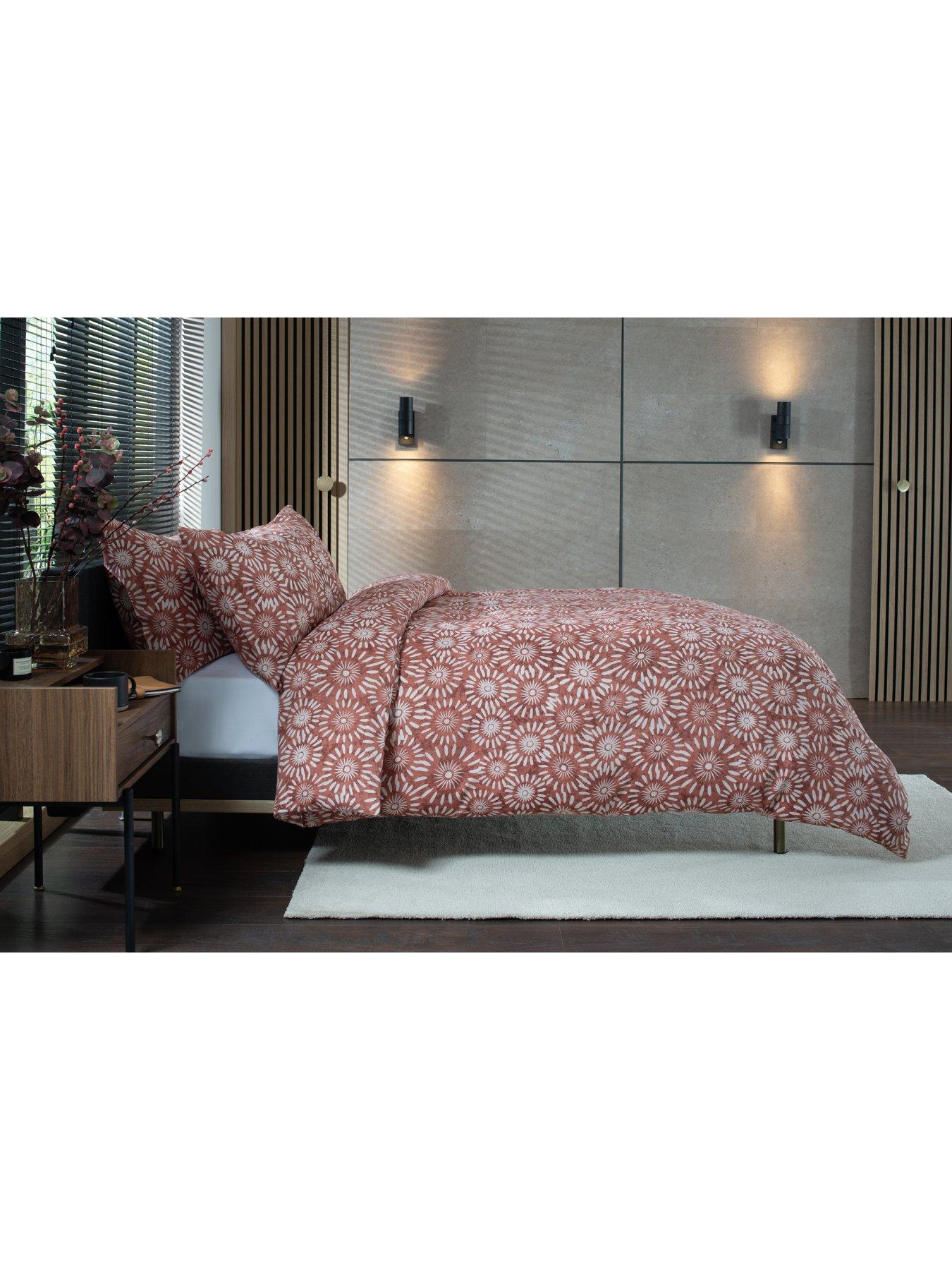 Image 3 of 5 of Studio 1846 Studio 1846 Thompson Rust King Duvet Set
