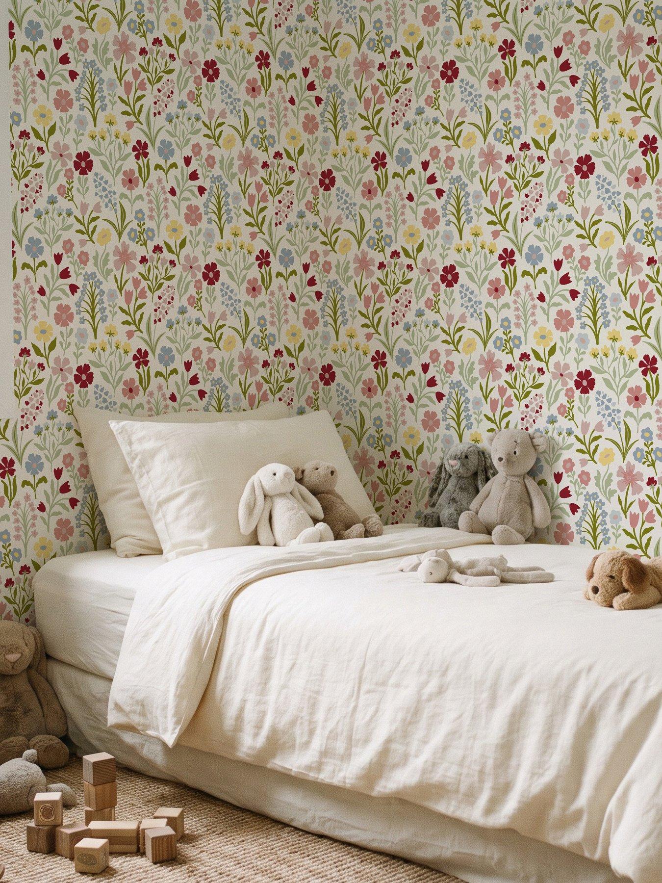 Image 3 of 4 of ARTHOUSE Pretty Meadow Natural &amp; Multicolour Wallpaper