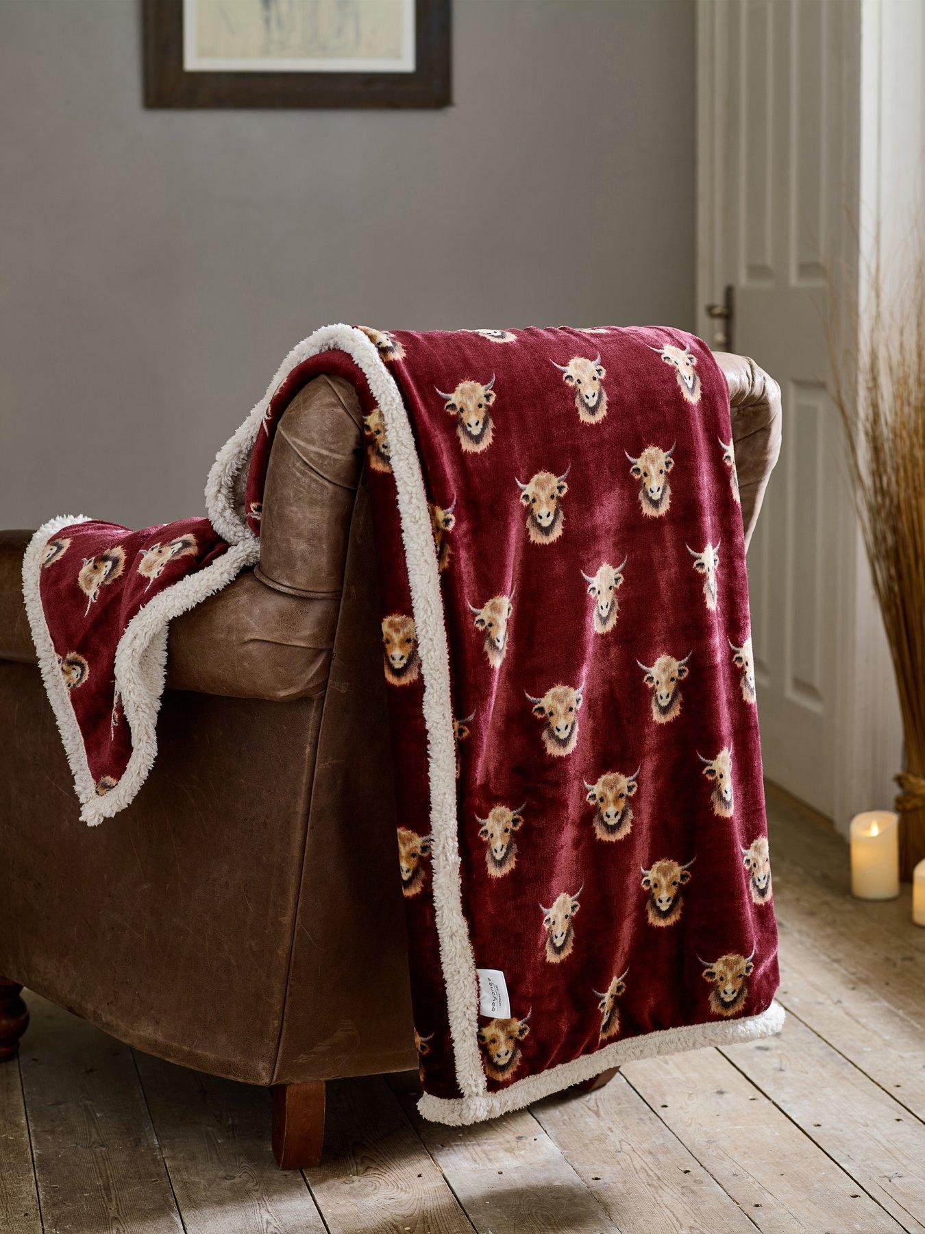 Deyongs Highland Cows Burgundy Large Throw 140x180cm