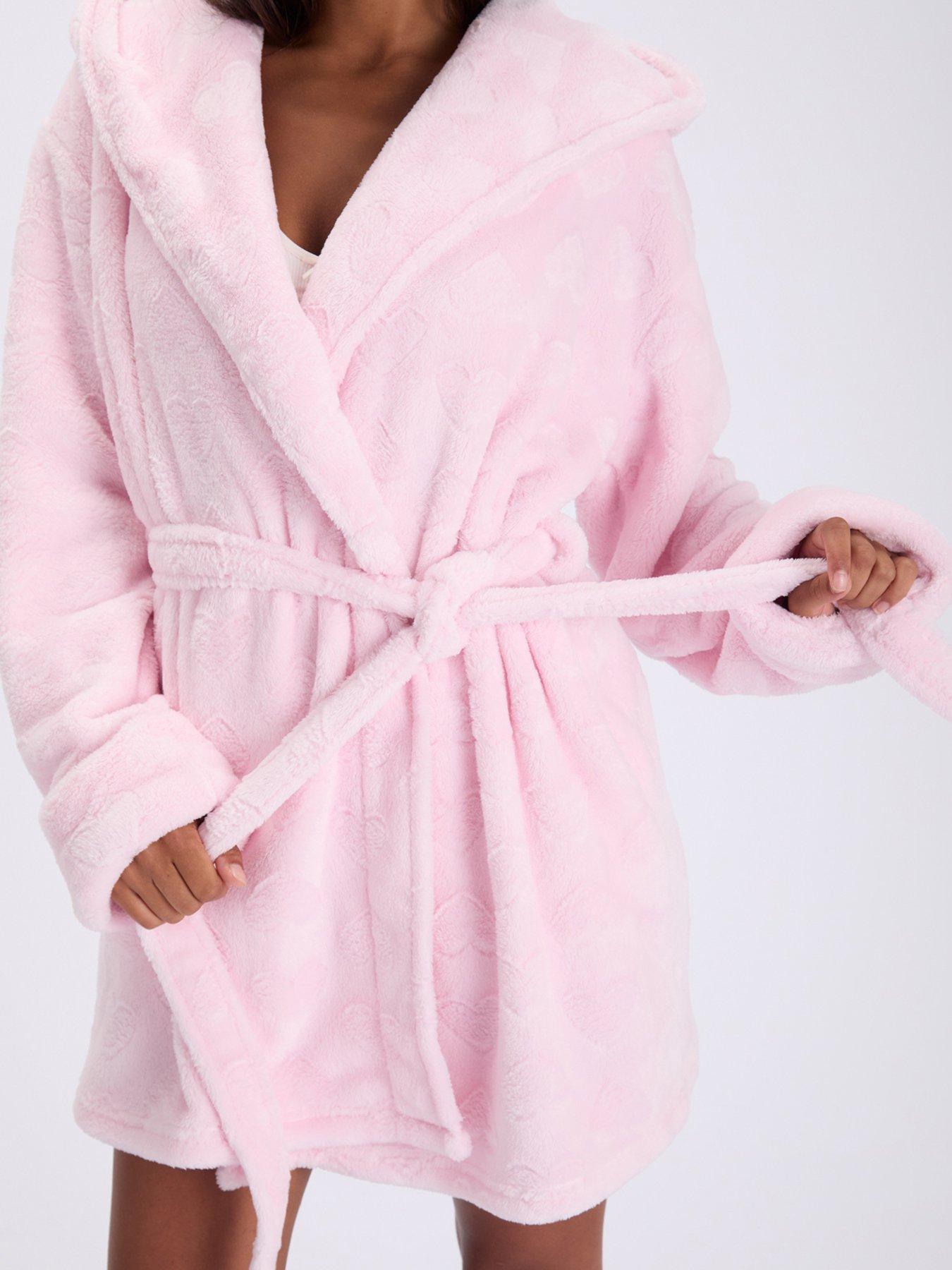Image 4 of 6 of Boux Avenue Boux Avenue Fluffy Heart Short Gown - Pink