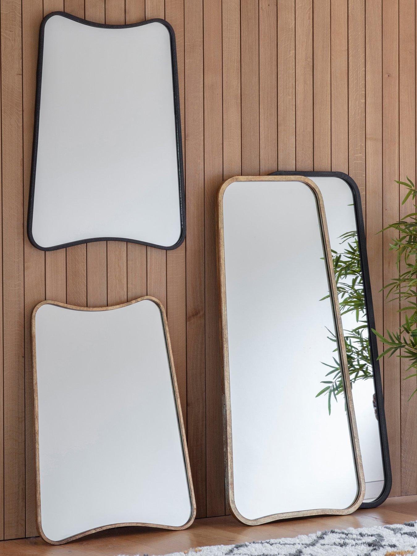 Image 1 of 3 of Gallery Kurva Rectangle Gold 610x810mm
