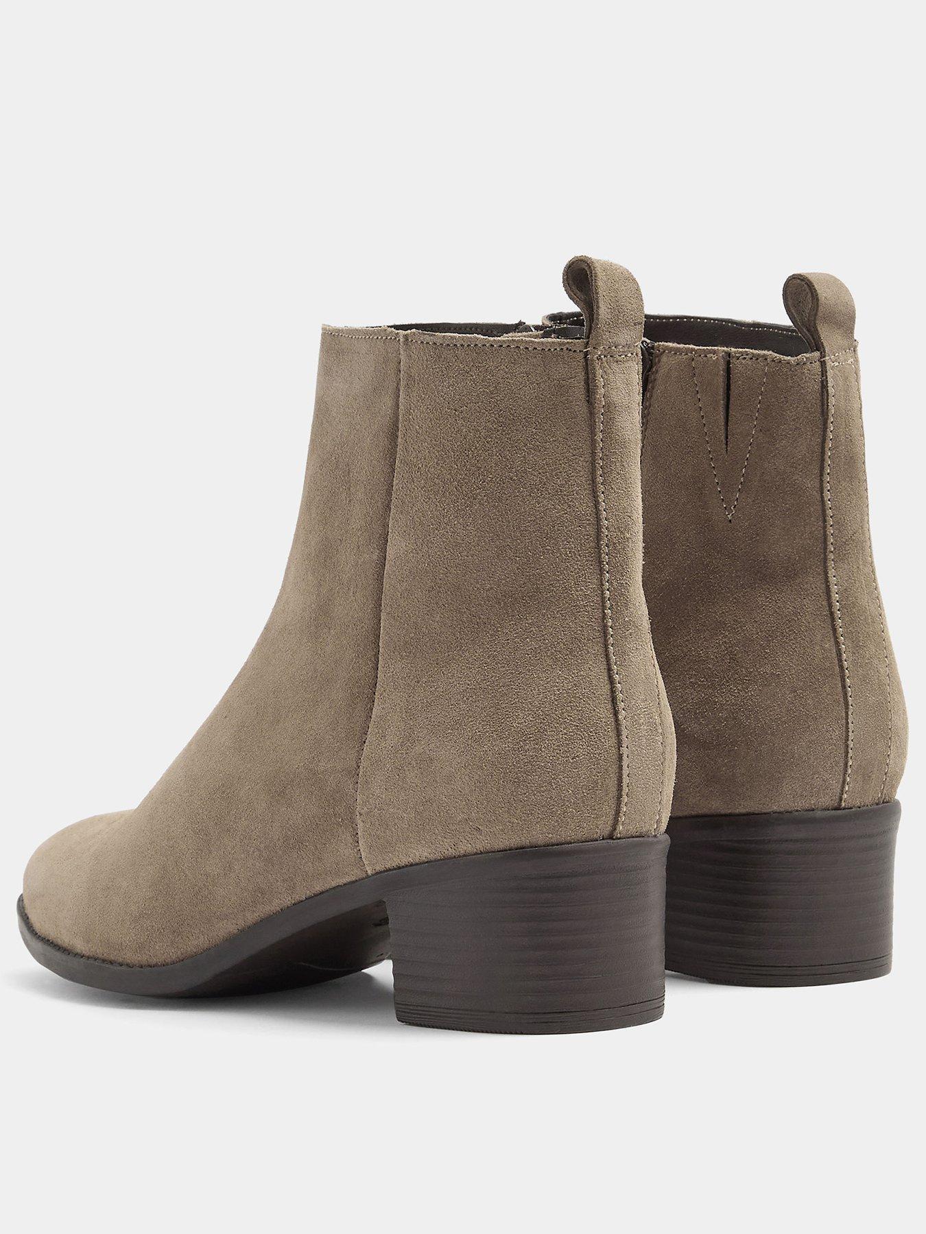 Image 3 of 4 of Yours Womens Clean Leather Block Heel Ankle Boots - Cream