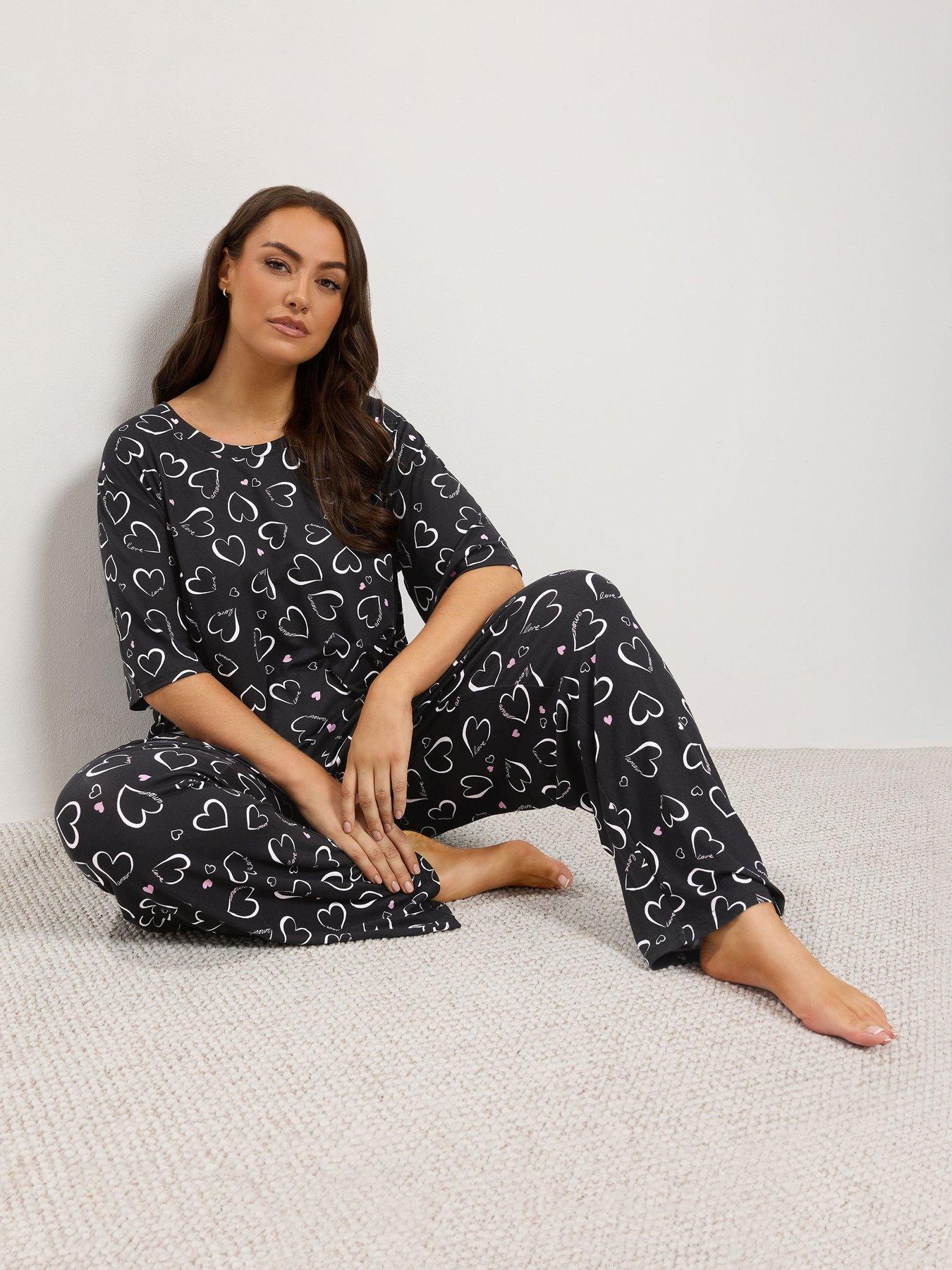 Image 3 of 4 of Yours Womens Curve Soft Touch Heart Print Pyjama Set - Black