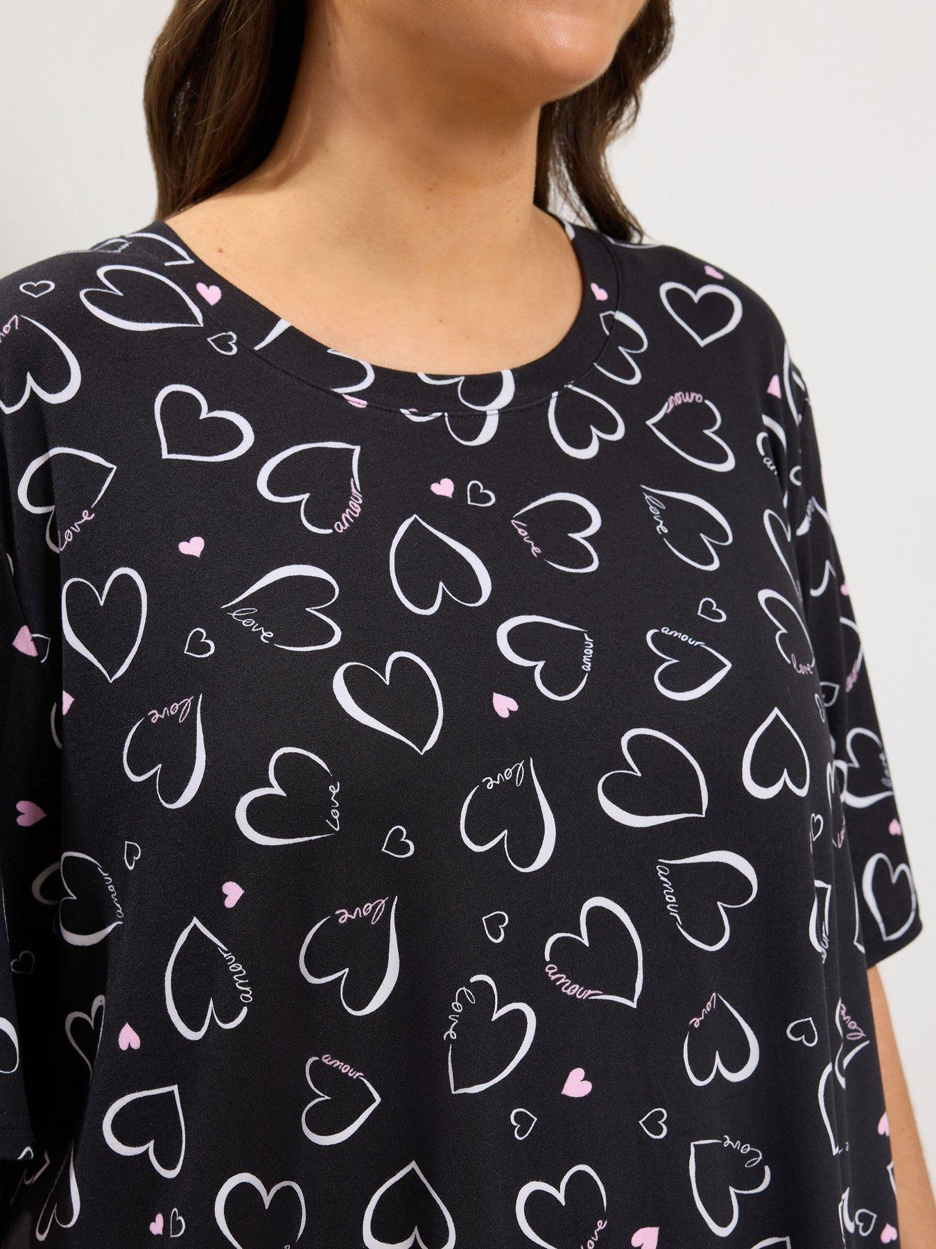 Image 4 of 4 of Yours Womens Curve Soft Touch Heart Print Pyjama Set - Black