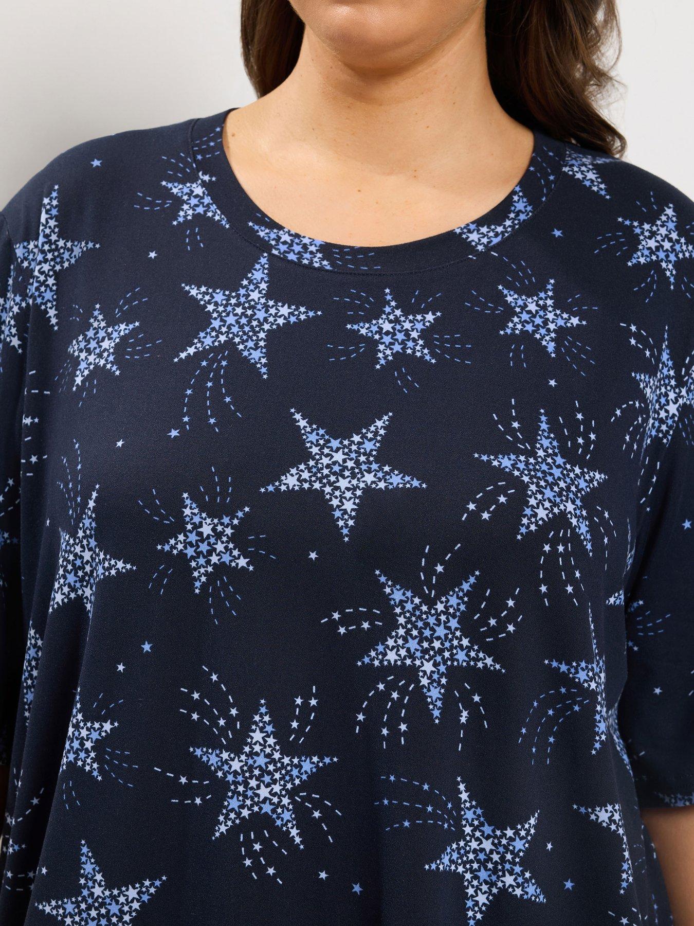 Image 4 of 4 of Yours Womens Plus Size Soft Touch Star Print Pyjama Set - Blue