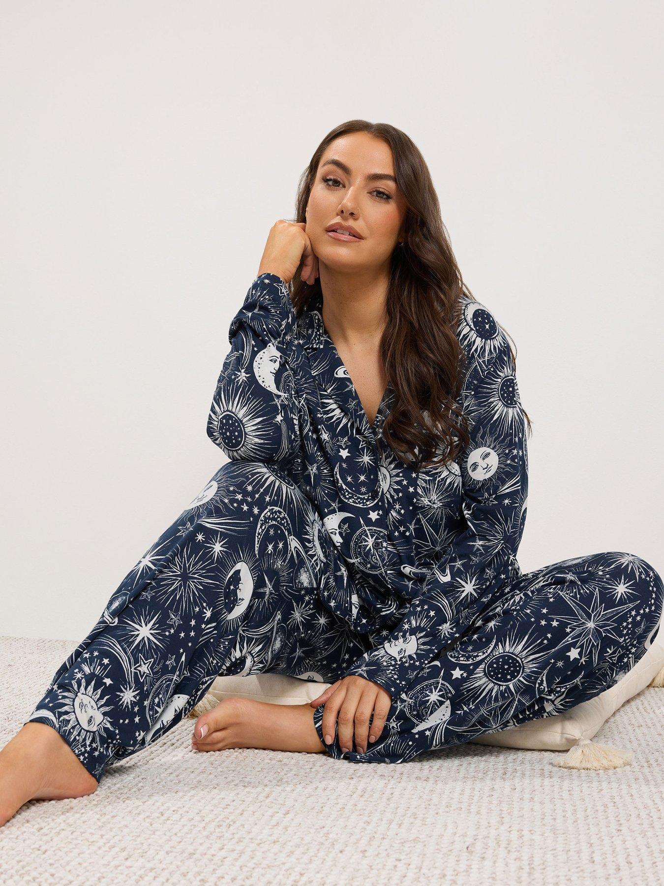 Image 3 of 4 of Yours Curve Soft Touch Celestial Button Pj Set