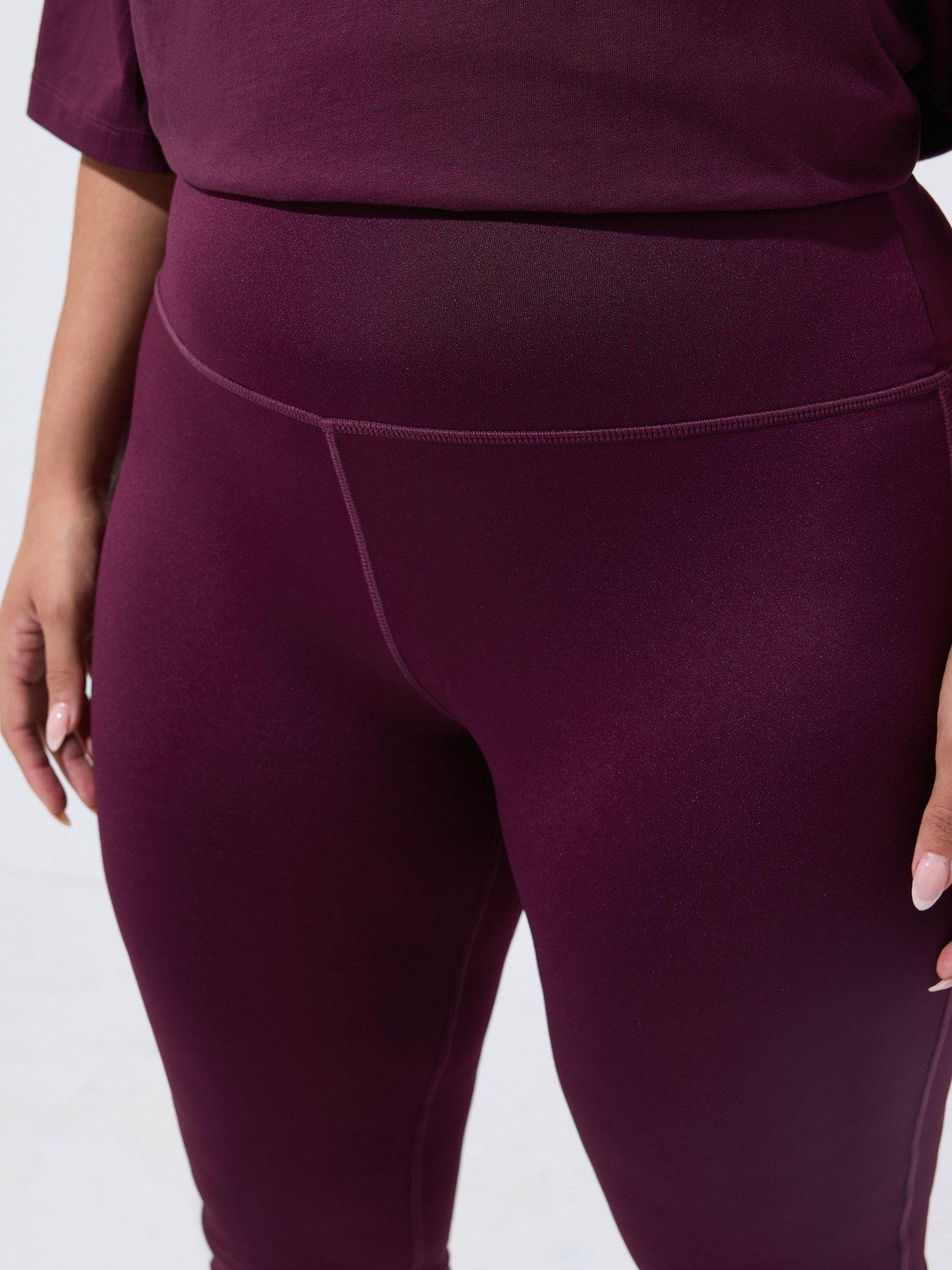Image 4 of 4 of Yours Curve Active Flared Legging