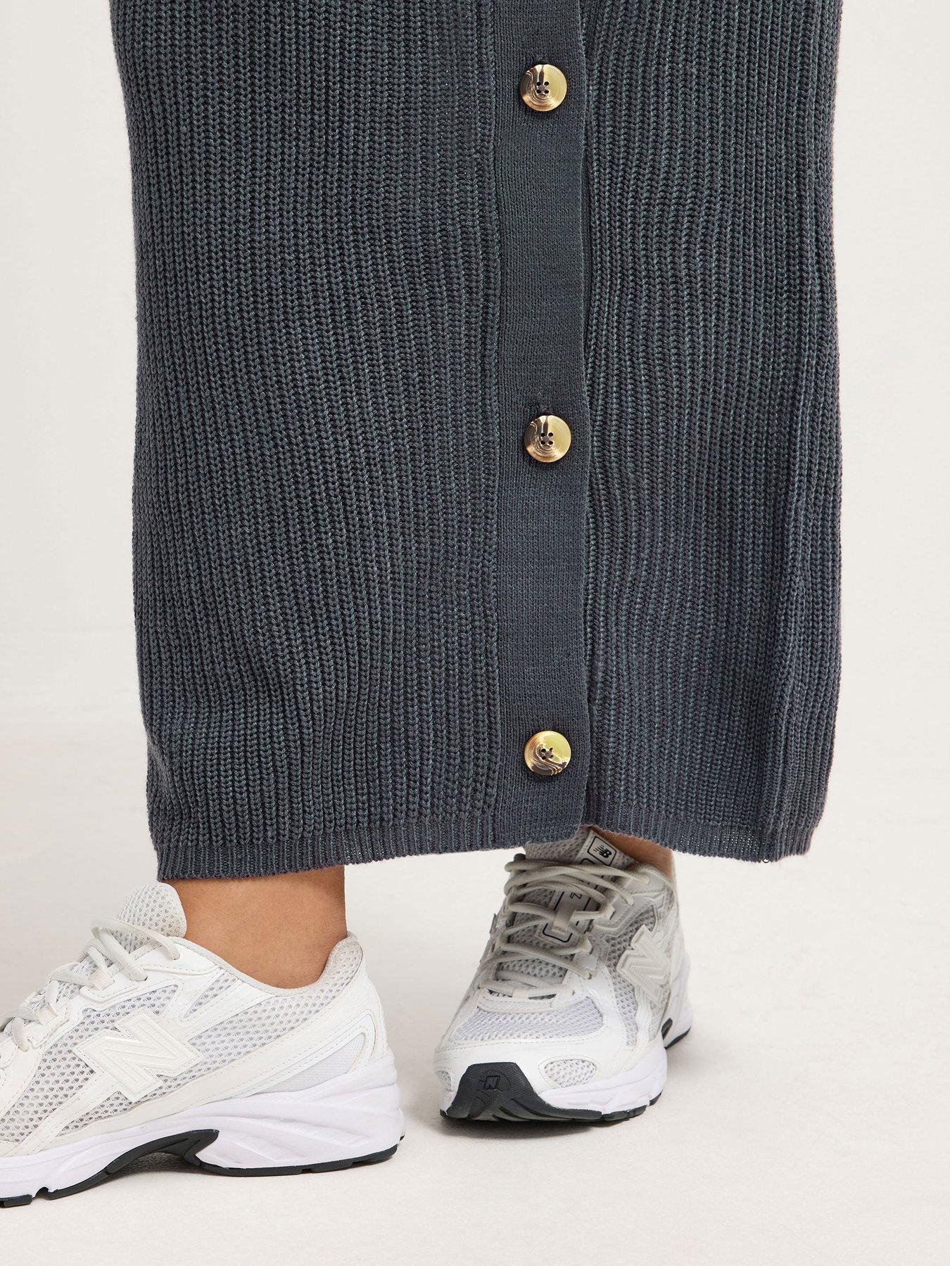 Image 4 of 4 of Yours Curve Button Detail Knitted Skirt