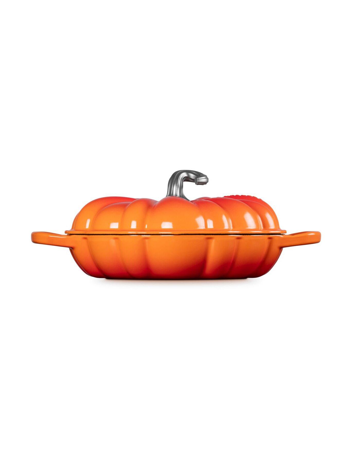 Image 4 of 6 of Le Creuset Le Creuset Cast Iron Signature Pumpkin Shallow Casserole 28cm Volcanic Gold Knob