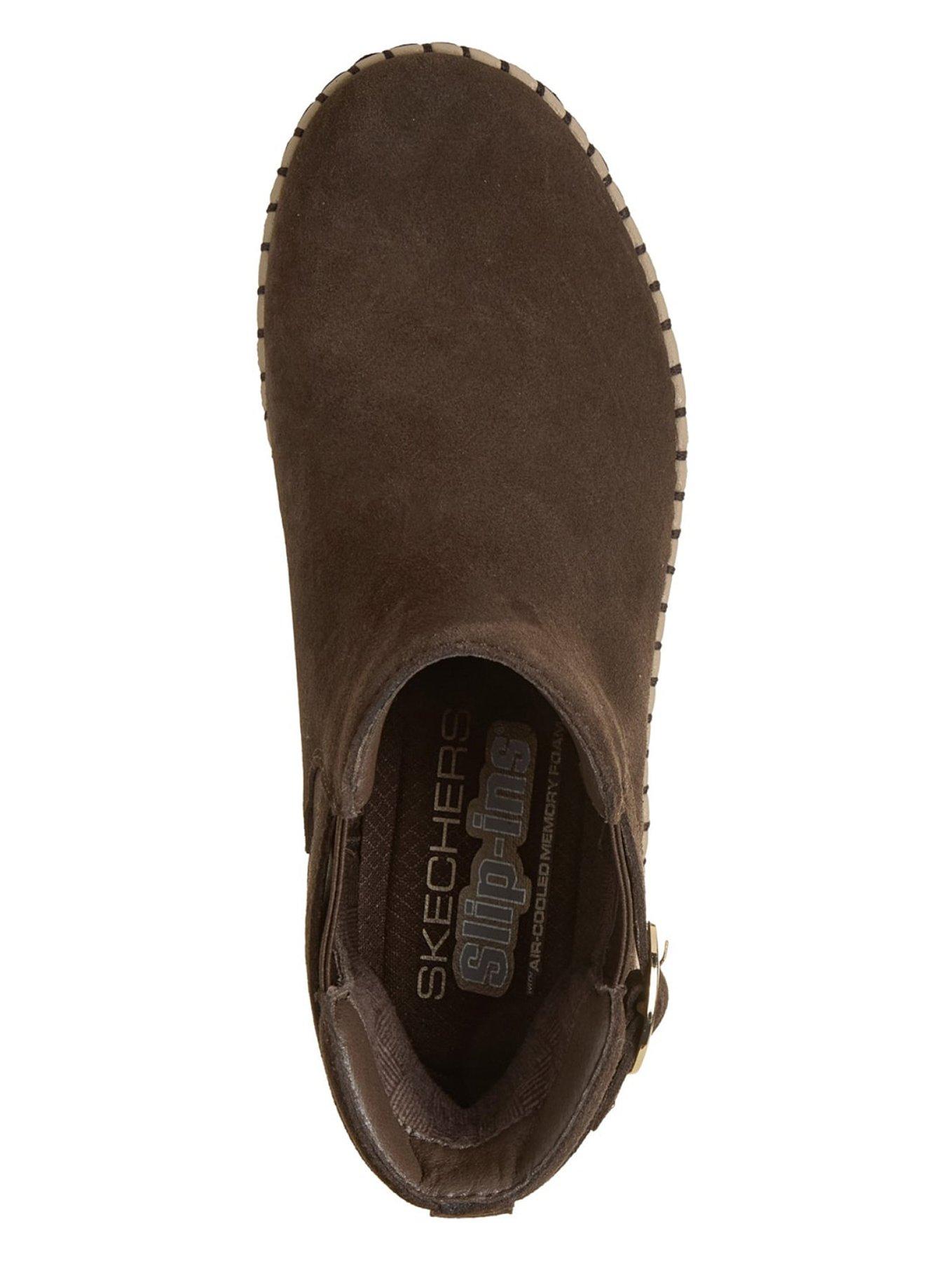 Image 4 of 5 of Skechers Wilshire Blvd Ankle Boot