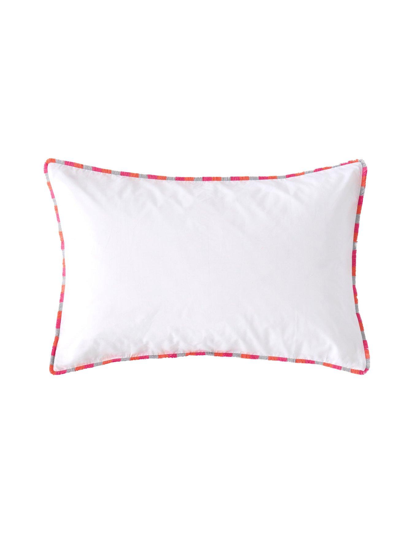 Image 4 of 5 of Designers Guild Burlington Fringe Quilt Set