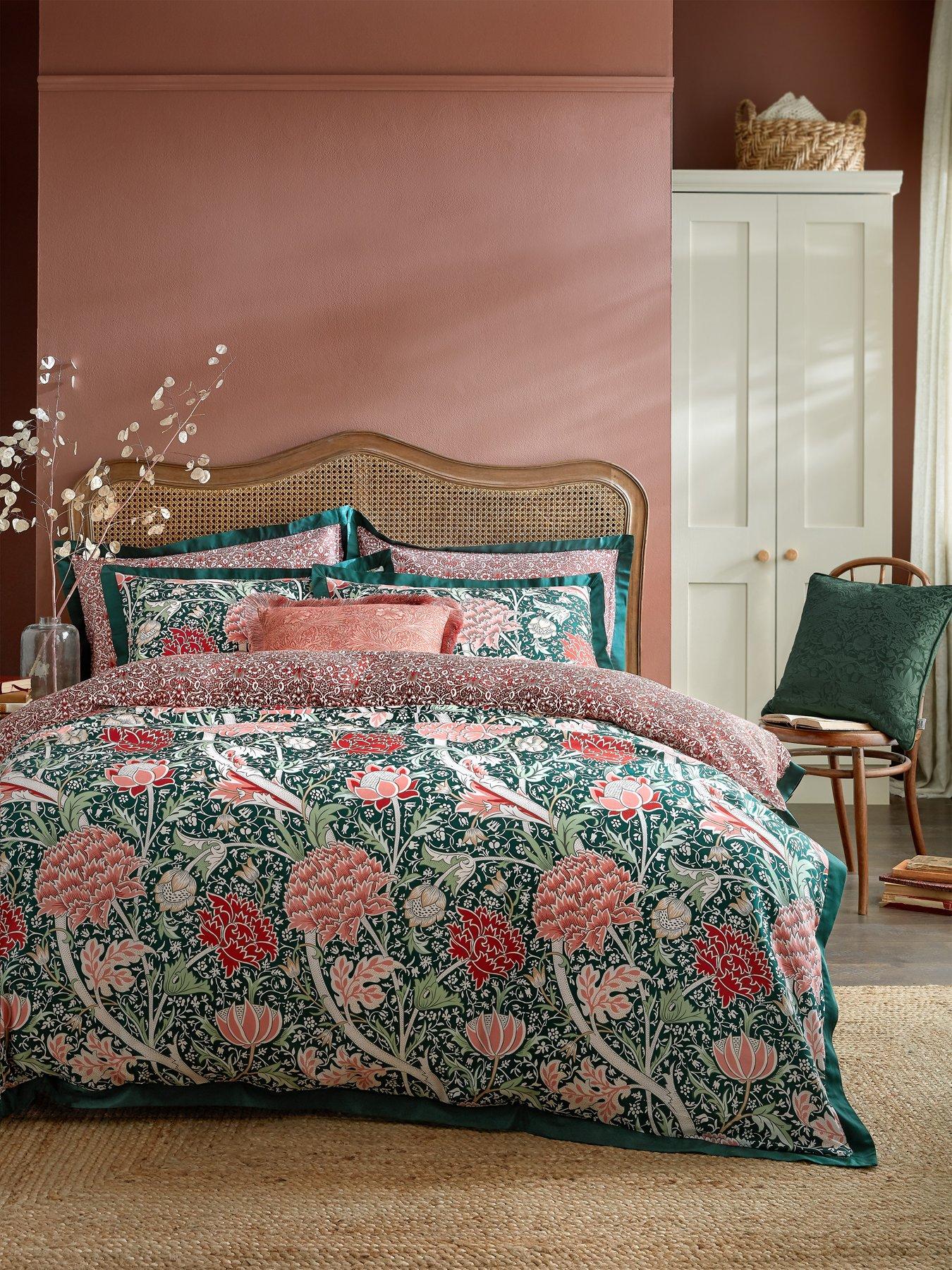 William Morris at Home Cray King Quilt Set 230cm X 220cm