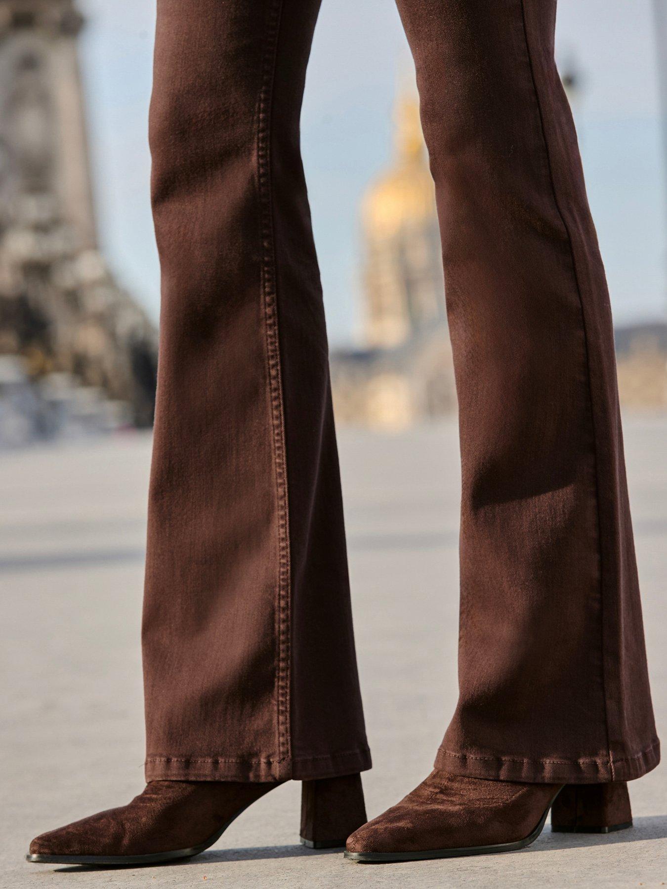 Image 3 of 6 of Sosandar Womens Kick Flare Stretch Jeans - Brown