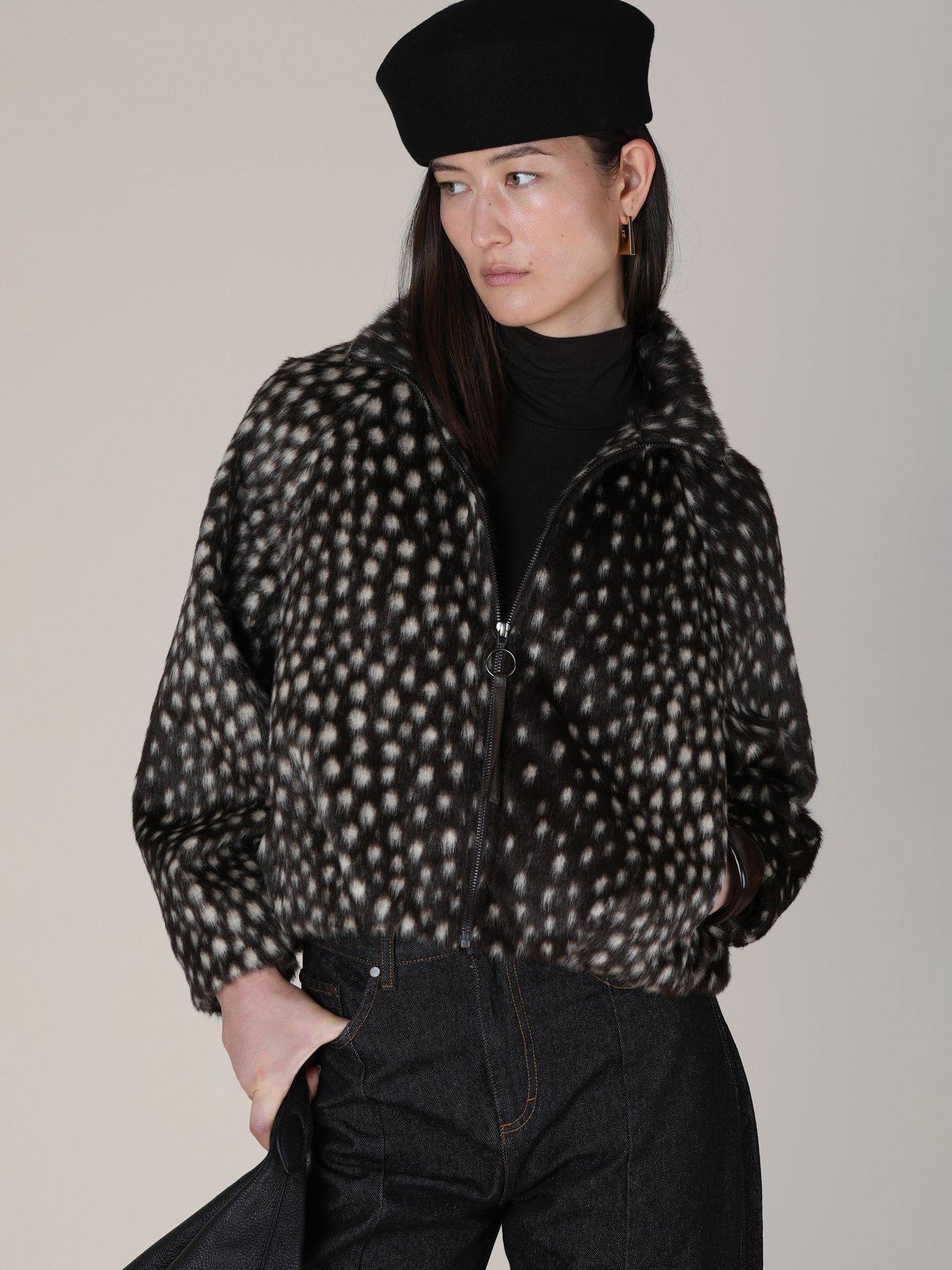 Image 1 of 3 of Vi.ve.re Vi.ve.re Womens Willow Cheetah Print Cropped Jacket - Black