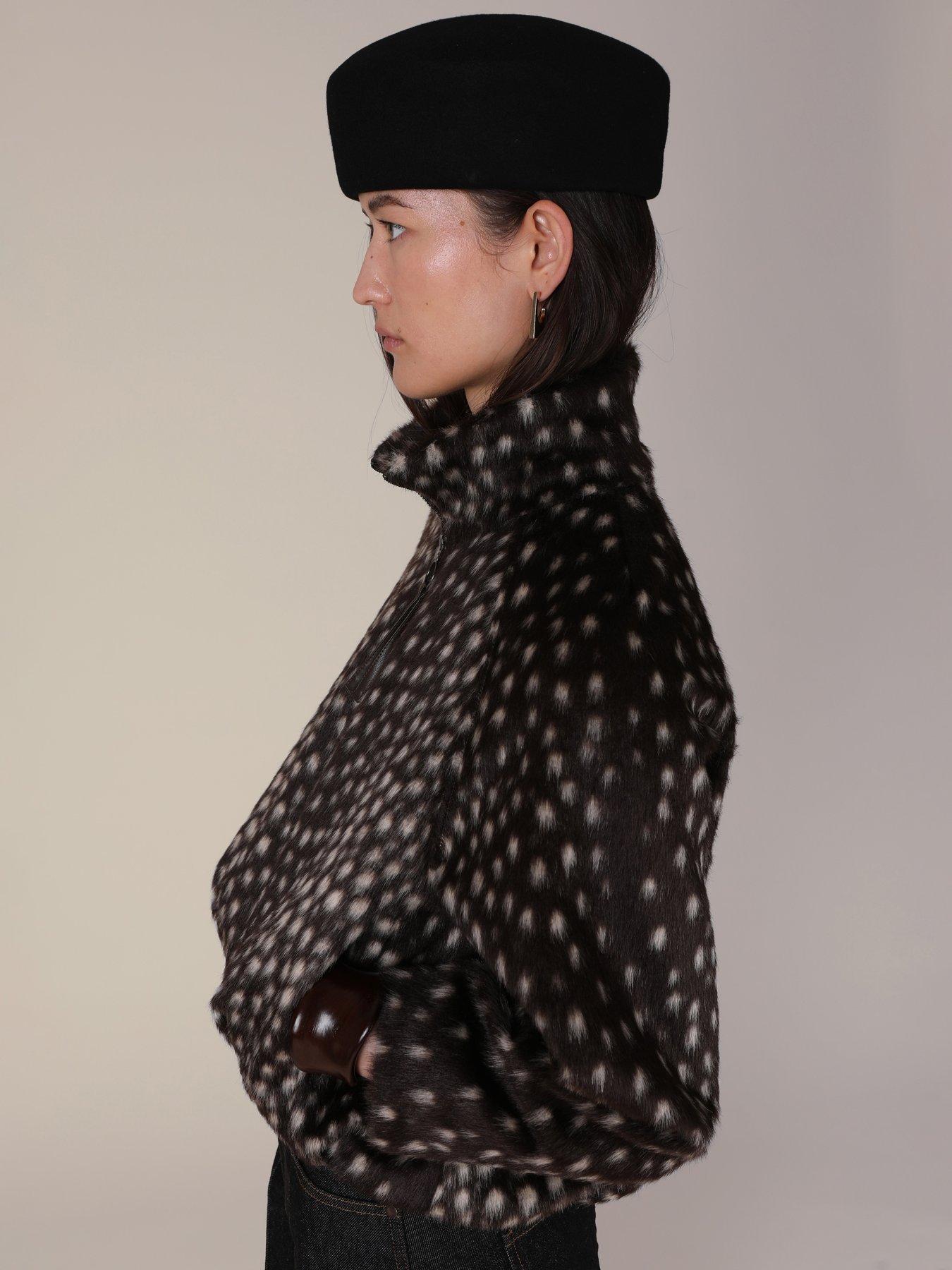 Image 3 of 3 of Vi.ve.re Vi.ve.re Womens Willow Cheetah Print Cropped Jacket - Black