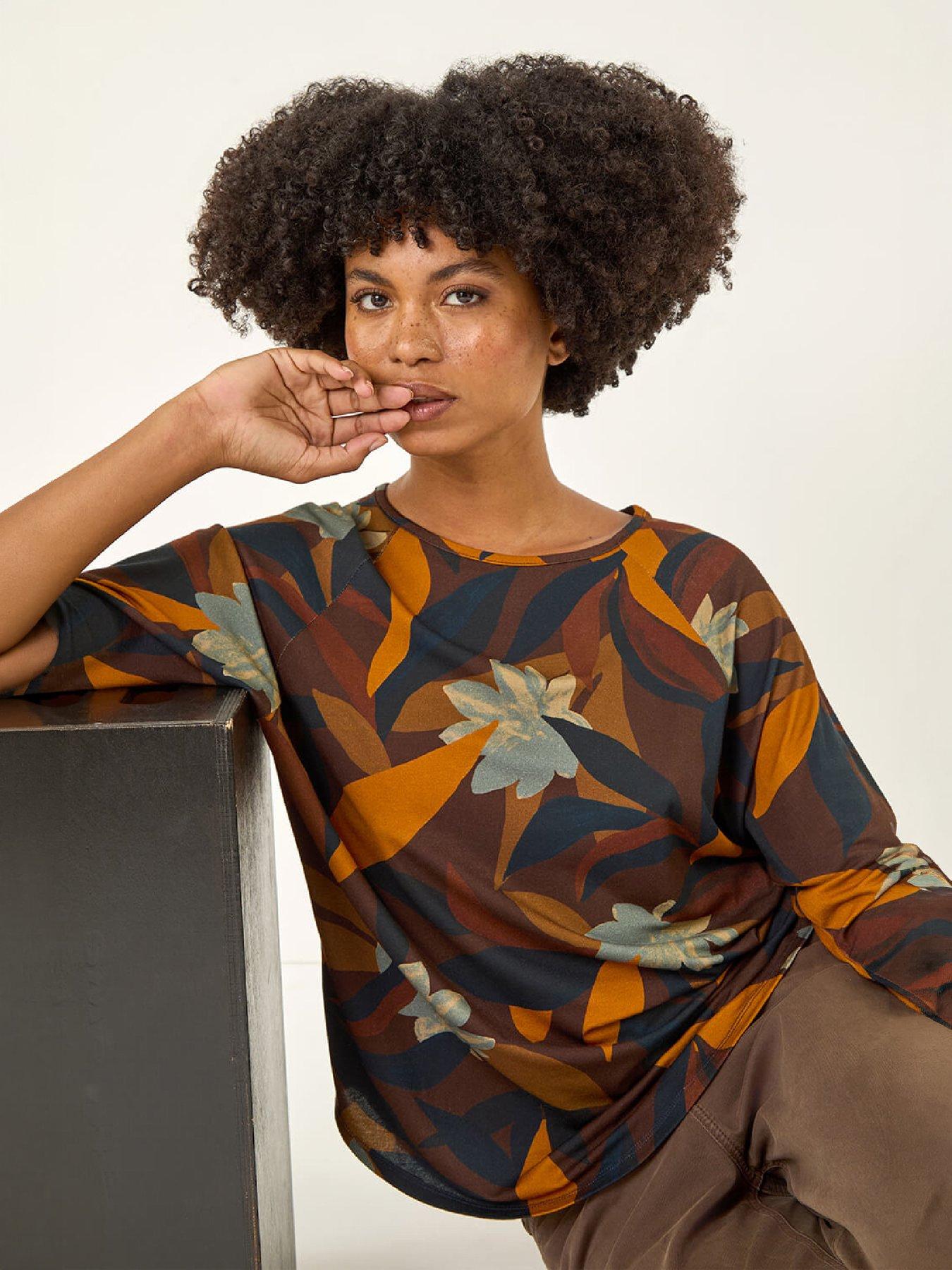 Image 1 of 4 of Roman Roman Womens Floral Print Curved Hem Top - Multi