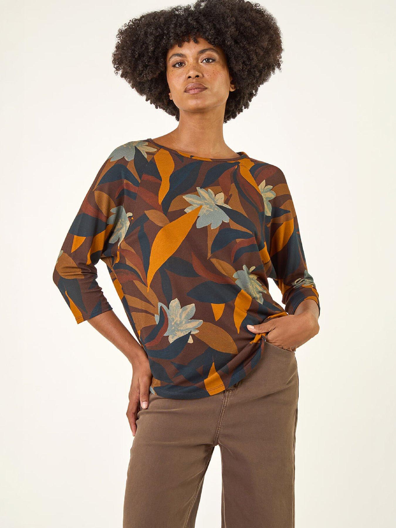 Image 2 of 4 of Roman Roman Womens Floral Print Curved Hem Top - Multi