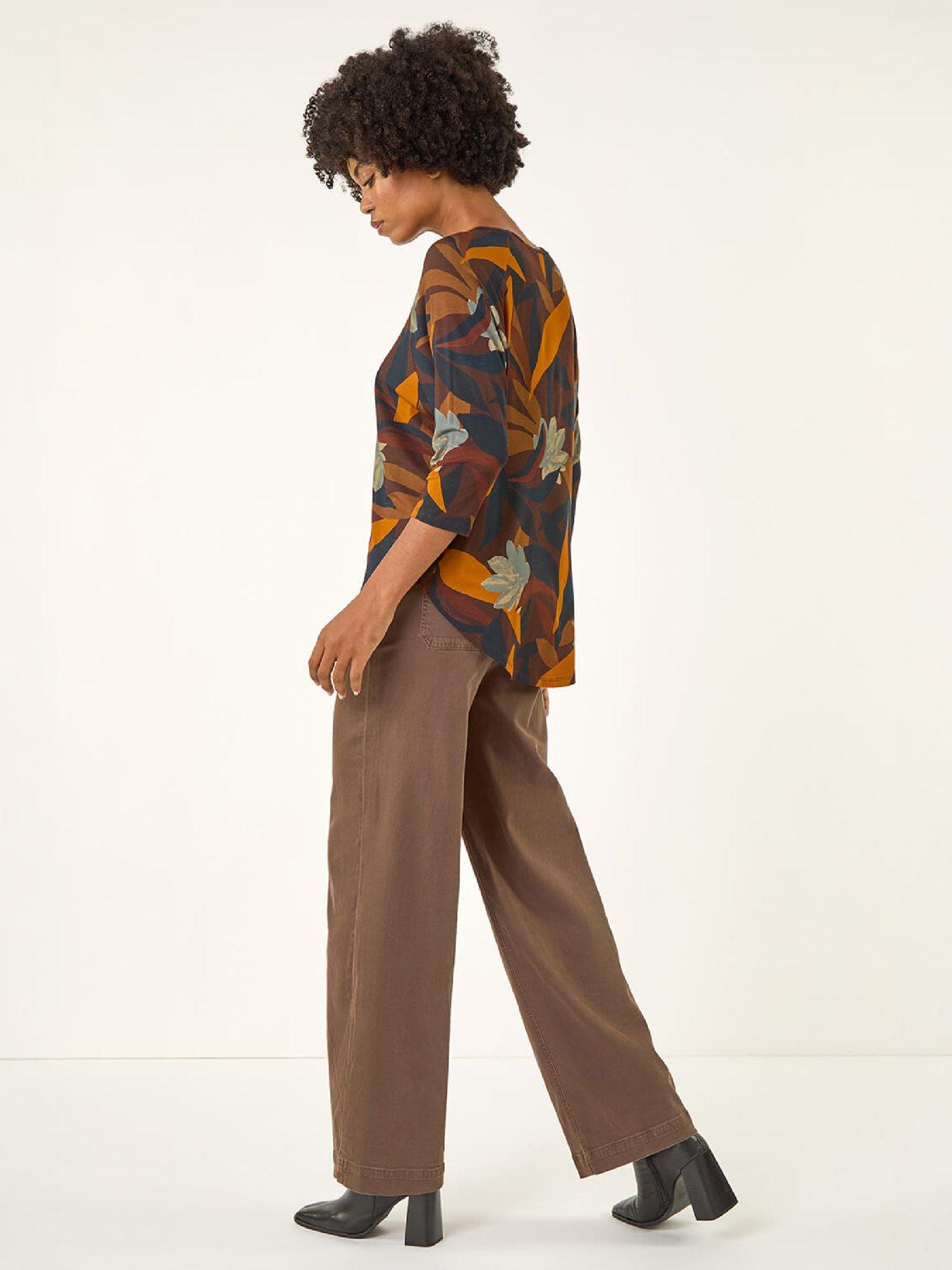 Image 3 of 4 of Roman Roman Womens Floral Print Curved Hem Top - Multi