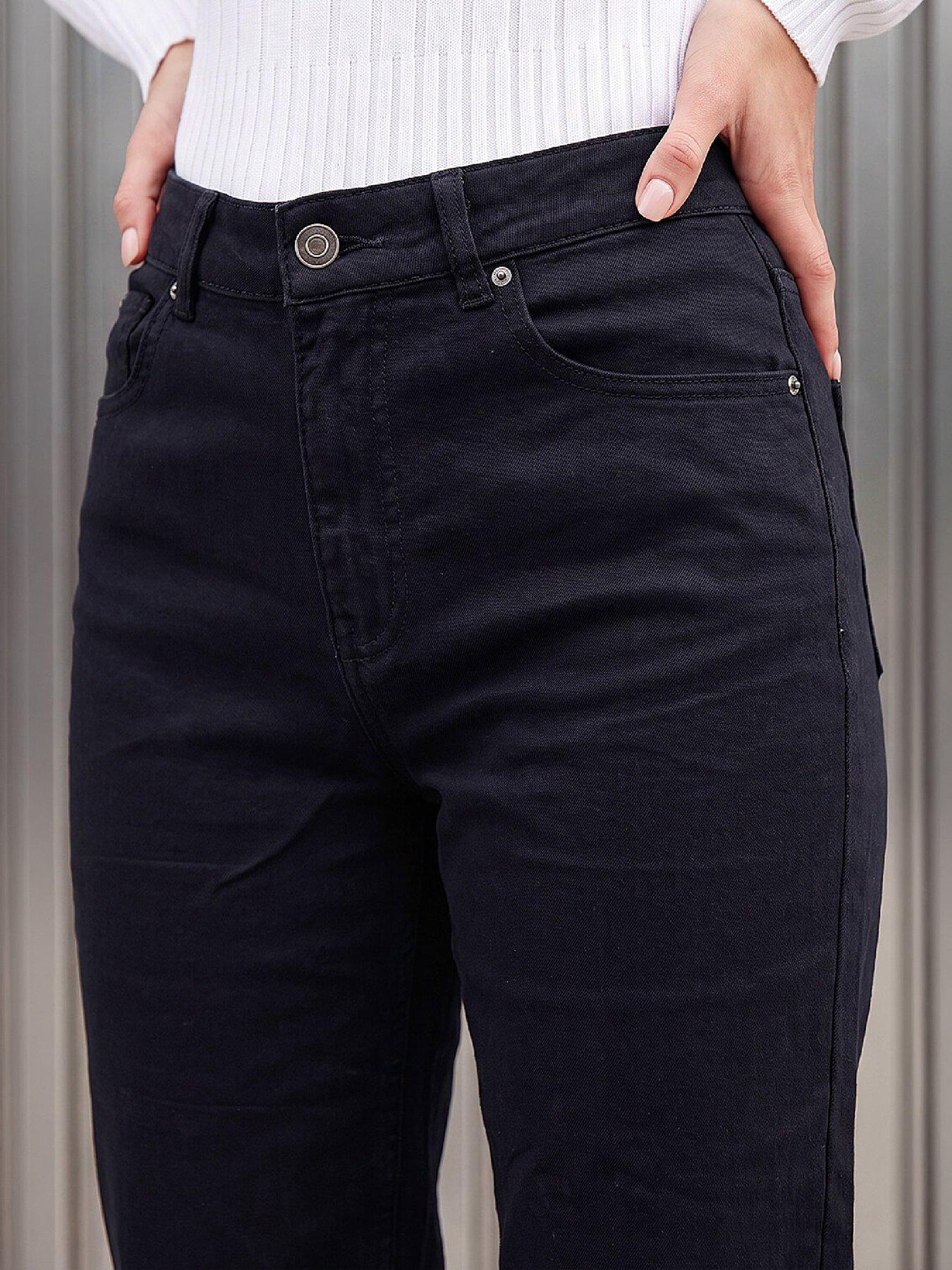 Image 2 of 4 of Roman Womens Straight Leg Stretch Jeans - Black