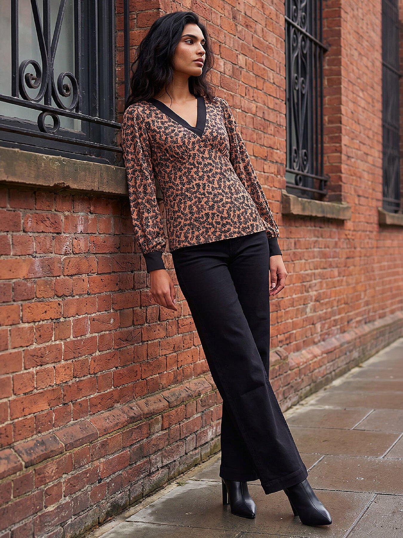 Image 3 of 4 of Roman Roman Womens Ditsy Floral Contrast Neck Blouse - Brown