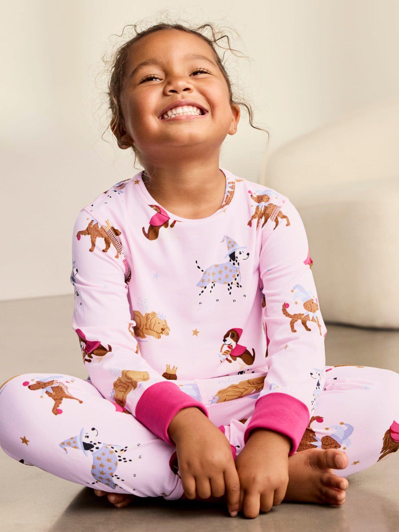 Image 5 of 7 of CHELSEA PEERS Chelsea Peers Kids Two Pack Fairytale Dogs &amp; Princess Cats Print Long Pyjama Set - Multi