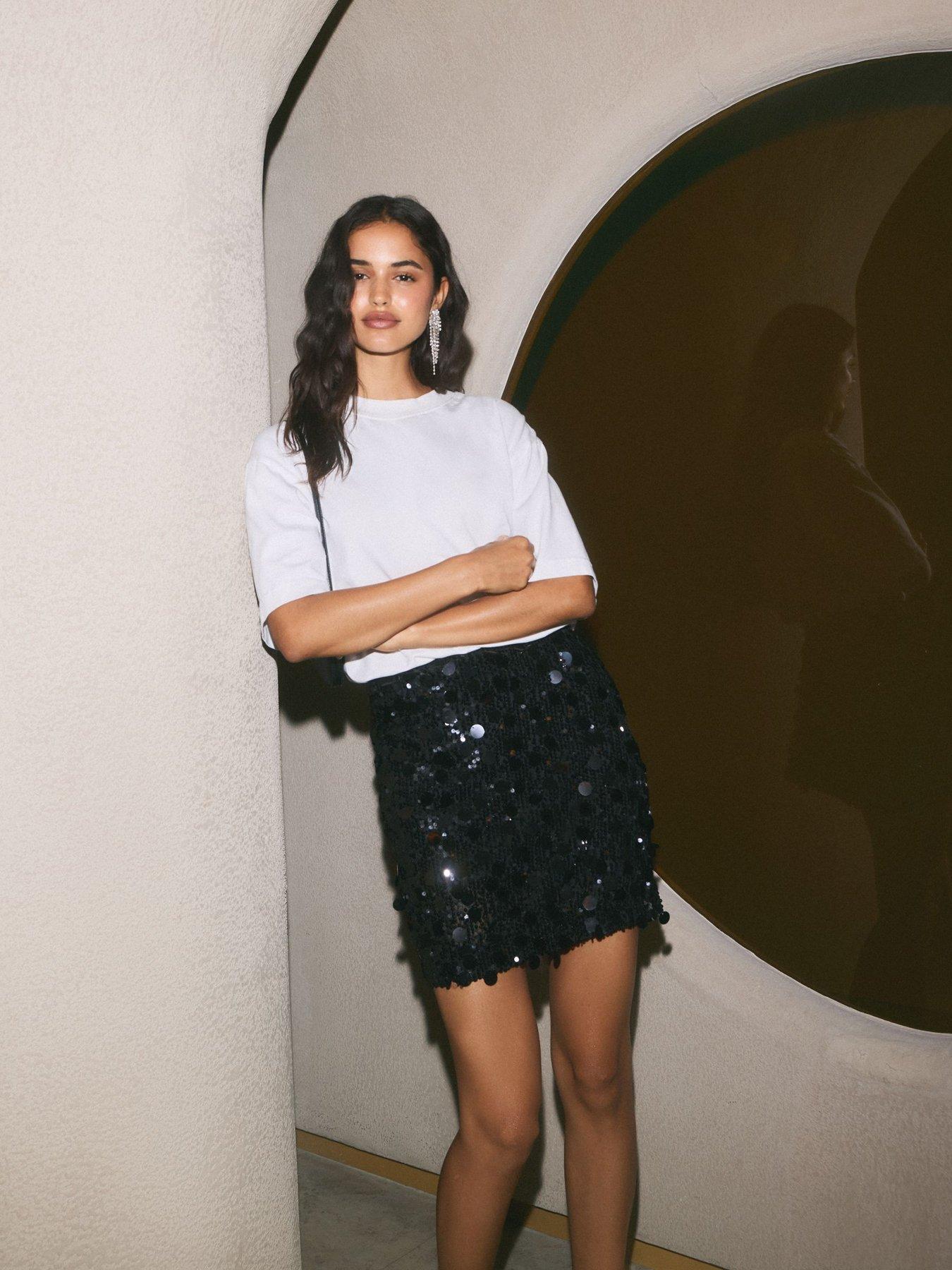 Image 4 of 4 of Friends Like These Womens Sequin High Waist Mini Skirt - Black