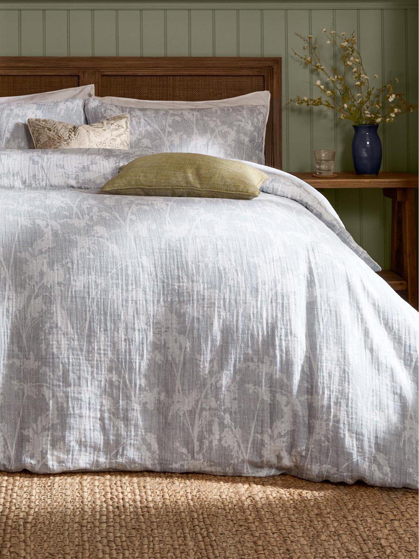 Image 3 of 5 of Voyage Braeflower Double Duvet Set Chambray