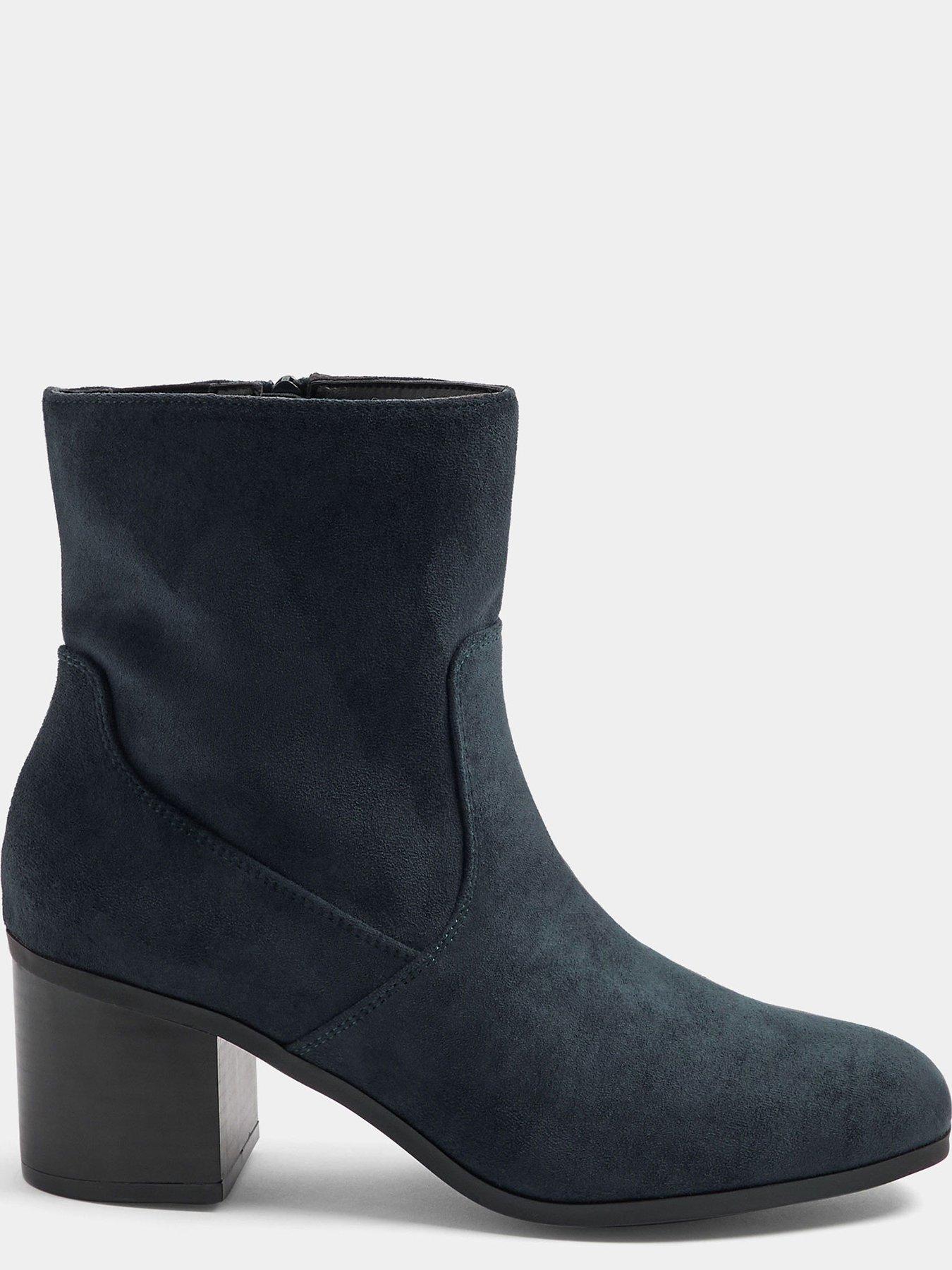 Image 4 of 4 of Yours Wide Fit Soft Square Heel Ankle Boot