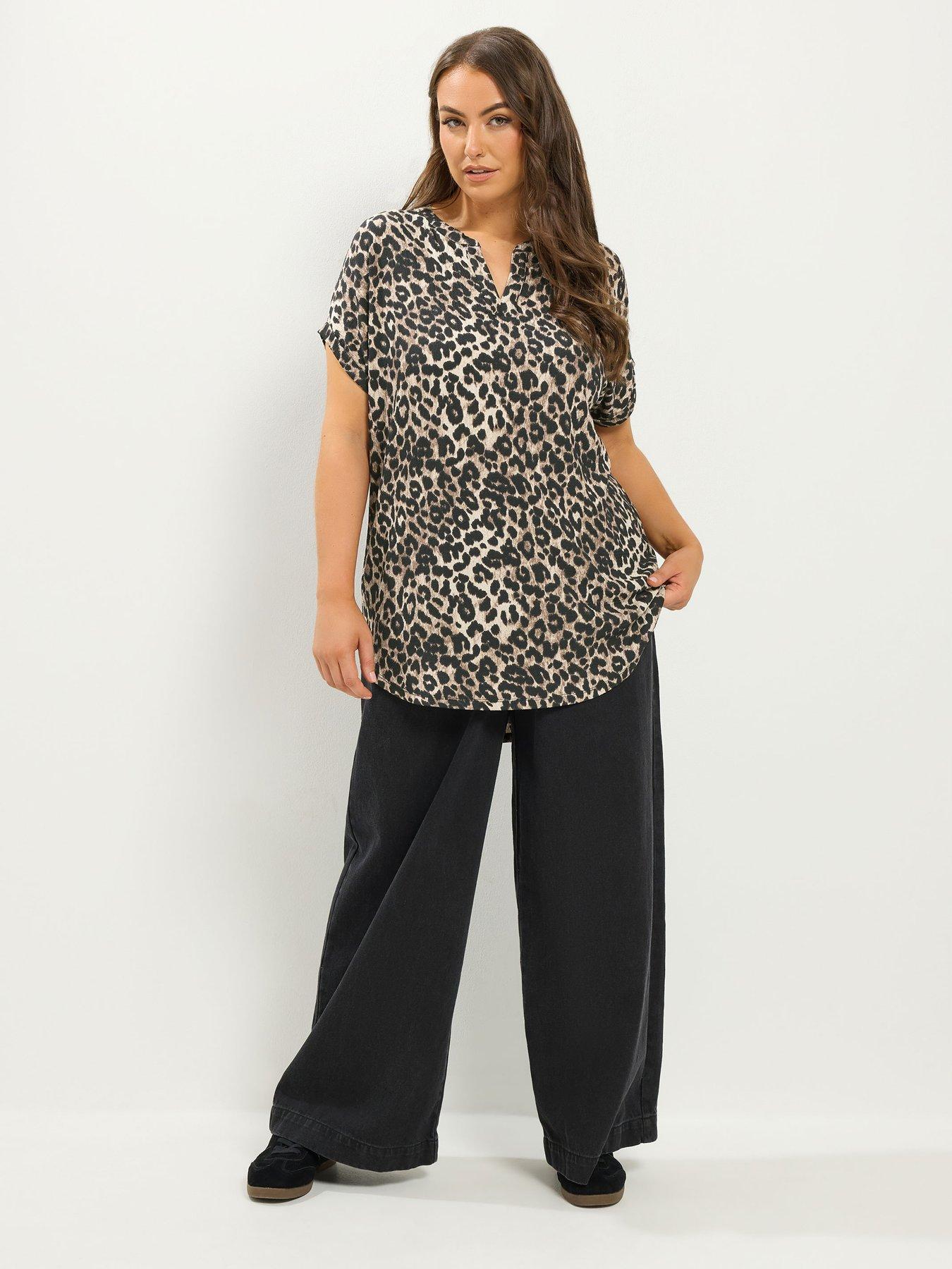 Image 3 of 4 of Yours Curve Leopard Notch Neck Top