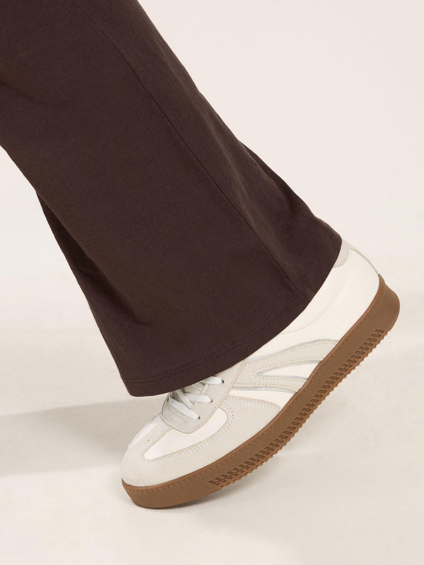 Image 4 of 4 of Yours Womens Flared Pull-On 28in Leggings - Brown