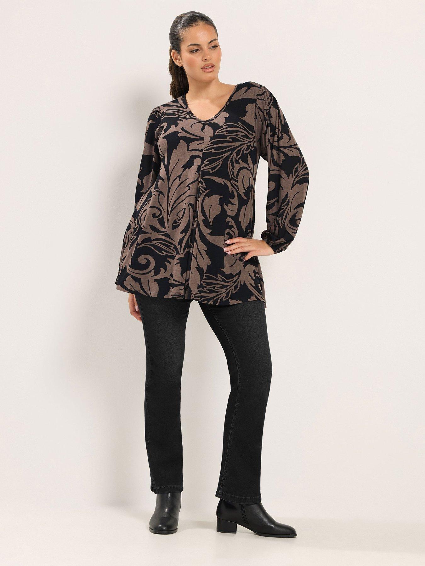 Image 3 of 4 of Yours Womens Curve Pleat Front V-Neck Long Sleeve Top - Brown