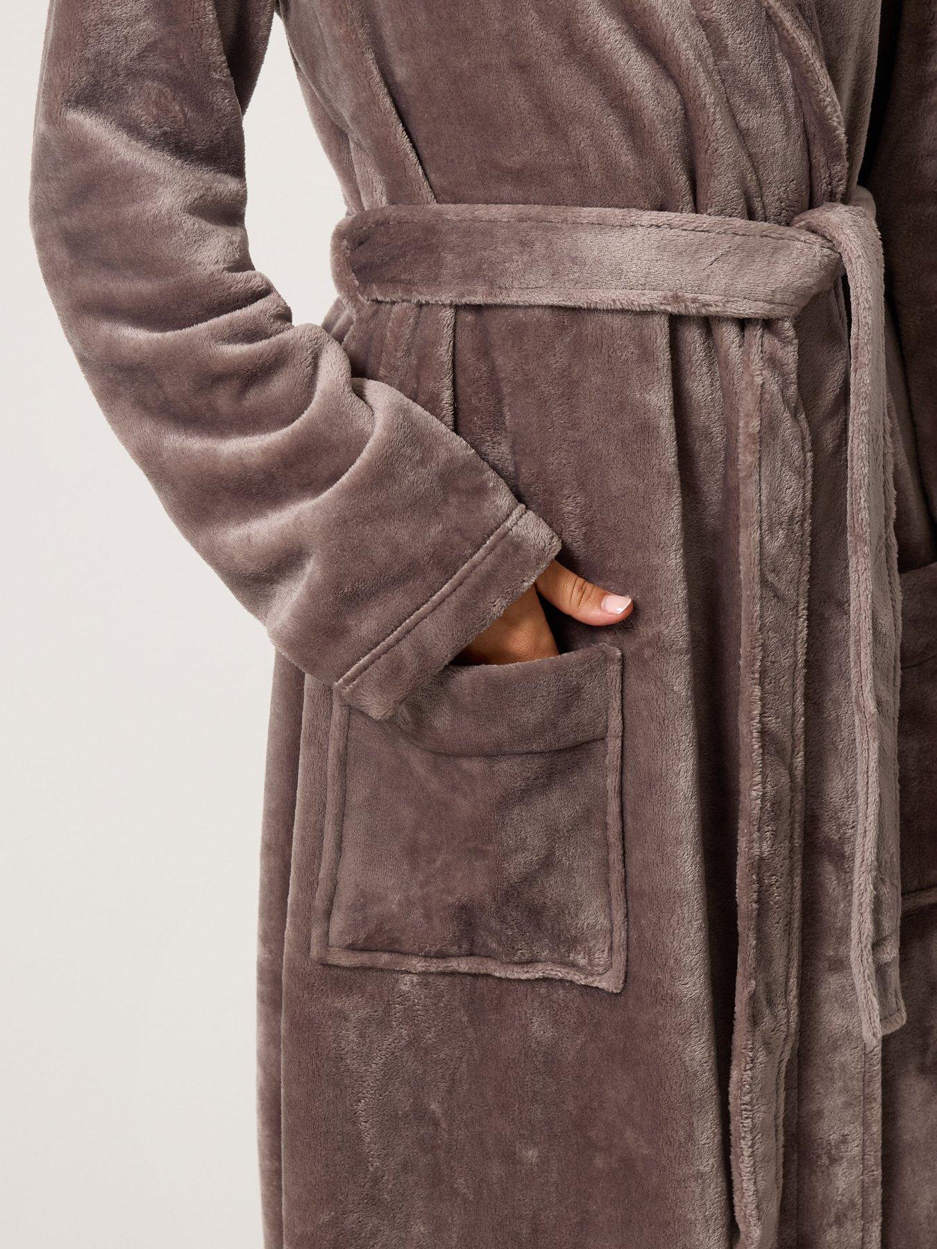 Image 4 of 4 of Long Tall Sally Tall Super Luxe Shawl Maxi Robe