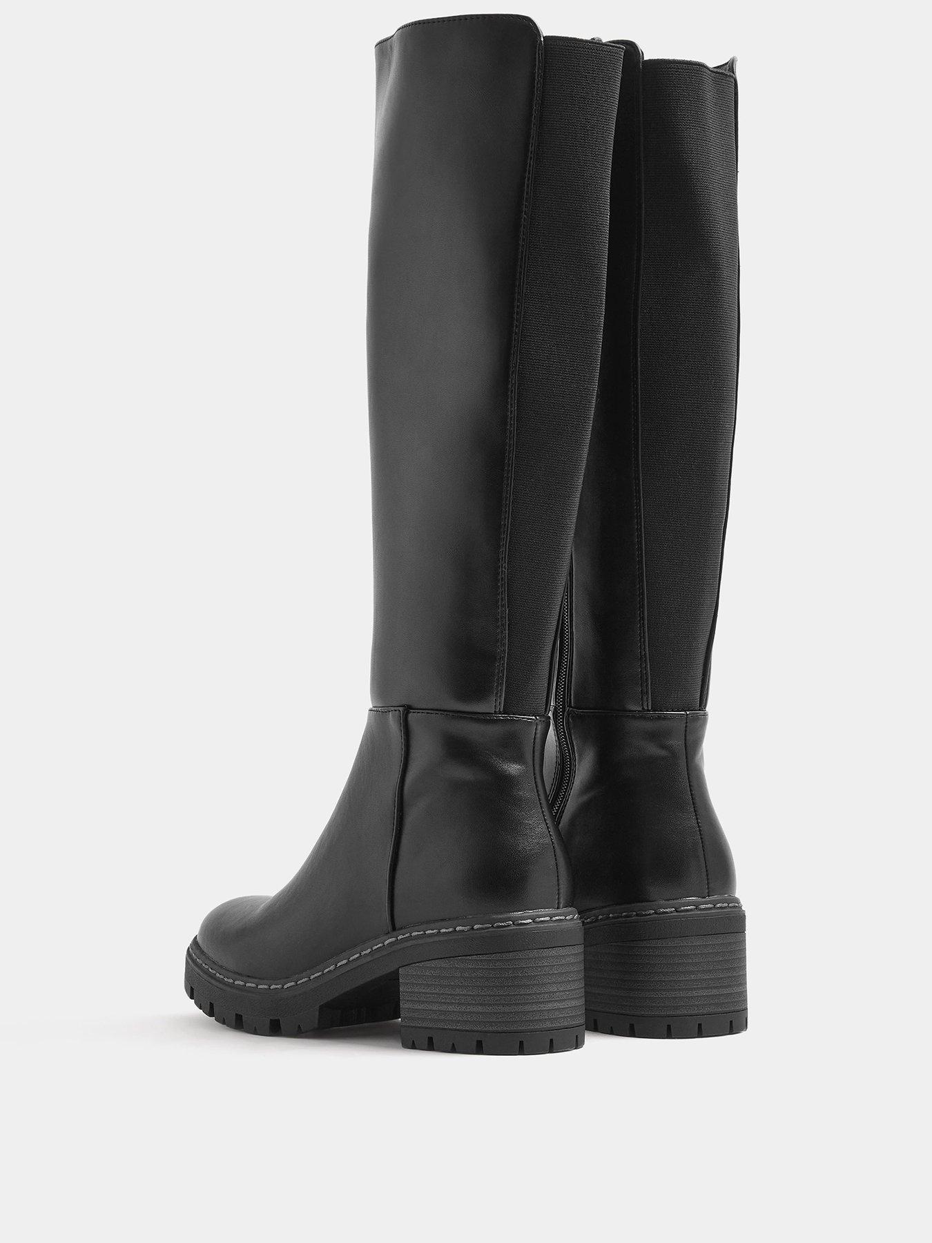 Image 2 of 4 of Yours Wide Fit Strech Back Cleated Boot