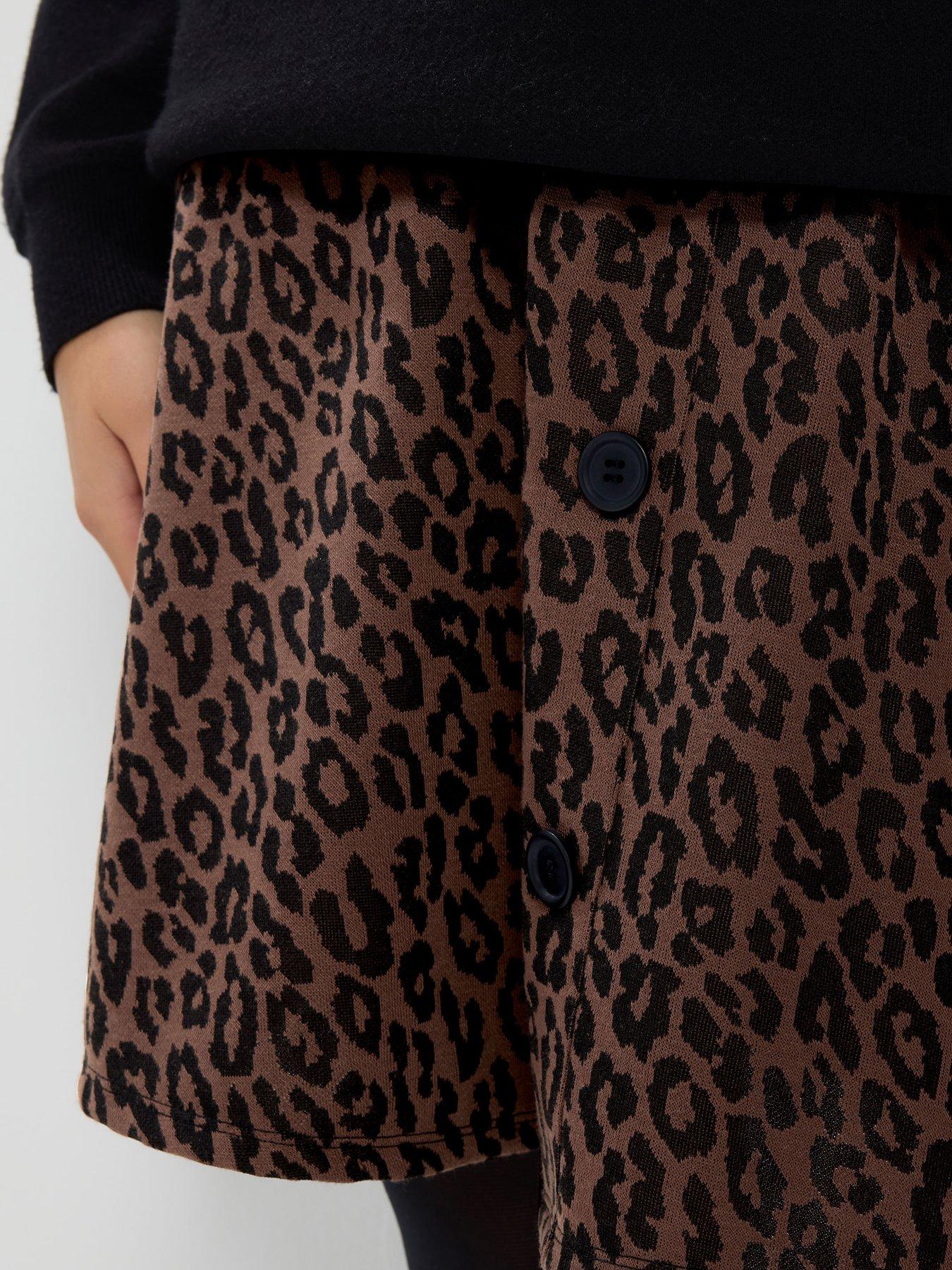Image 4 of 4 of Yours Curve Button Jacquard Skirt