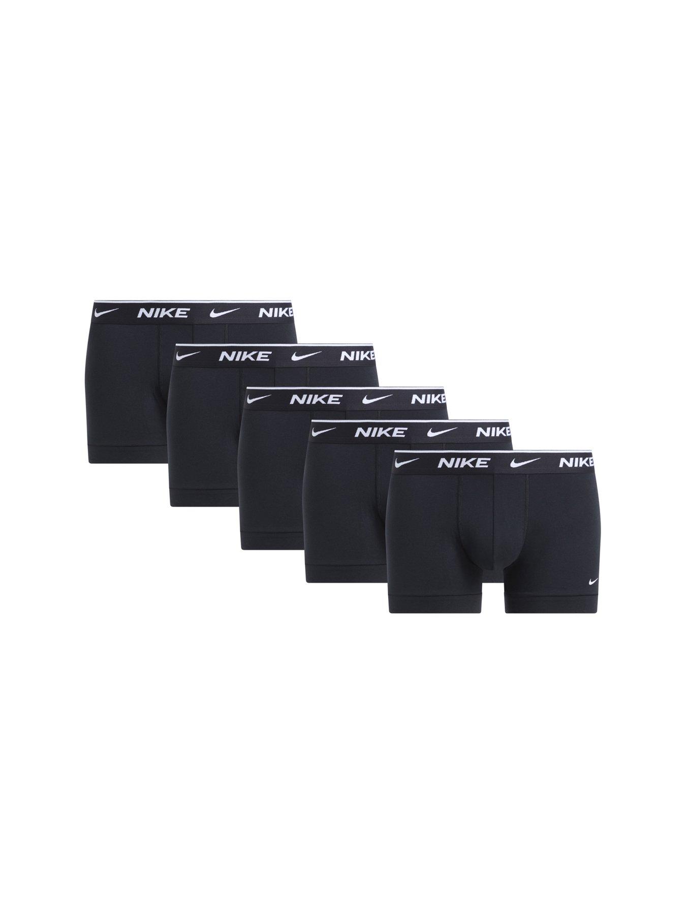 Image 1 of 1 of Nike Nike Dri Fit Essential 5 Pack Trunk - Black