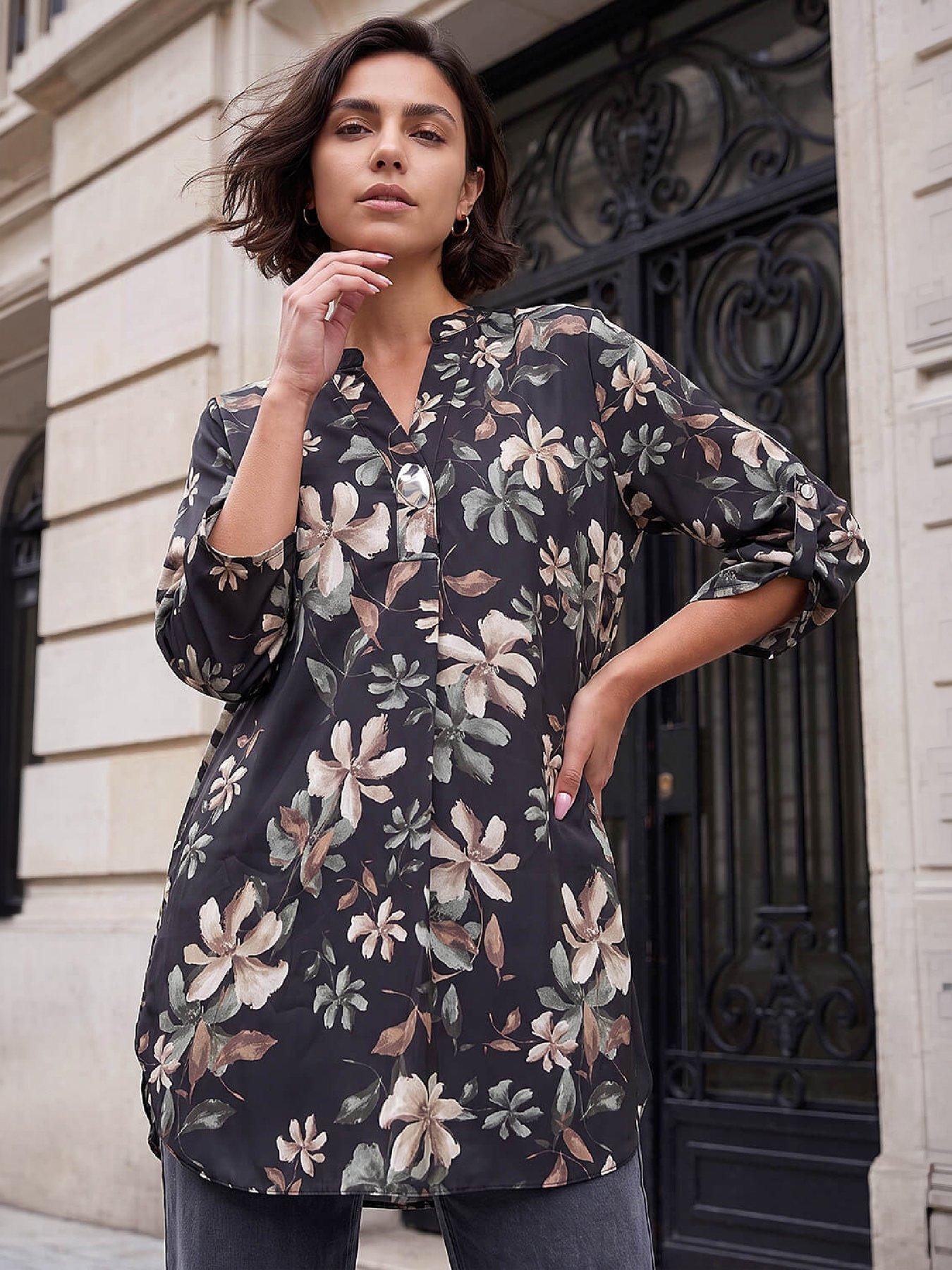 Image 1 of 4 of Roman Floral Print Buttoned Longline Top