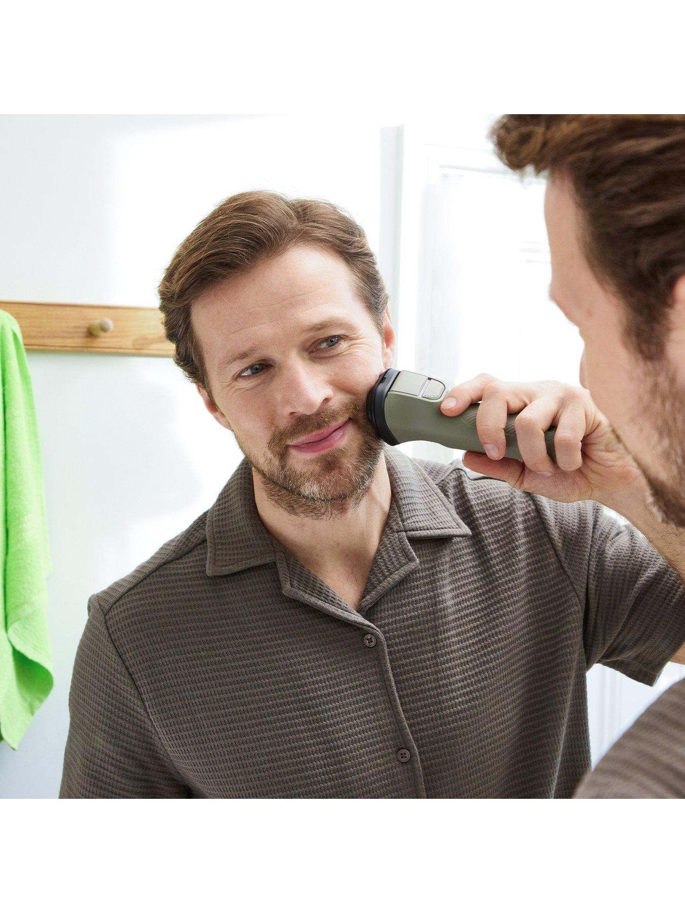 Image 4 of 6 of Remington Remington DURACUT  Mens Rotary Shaver