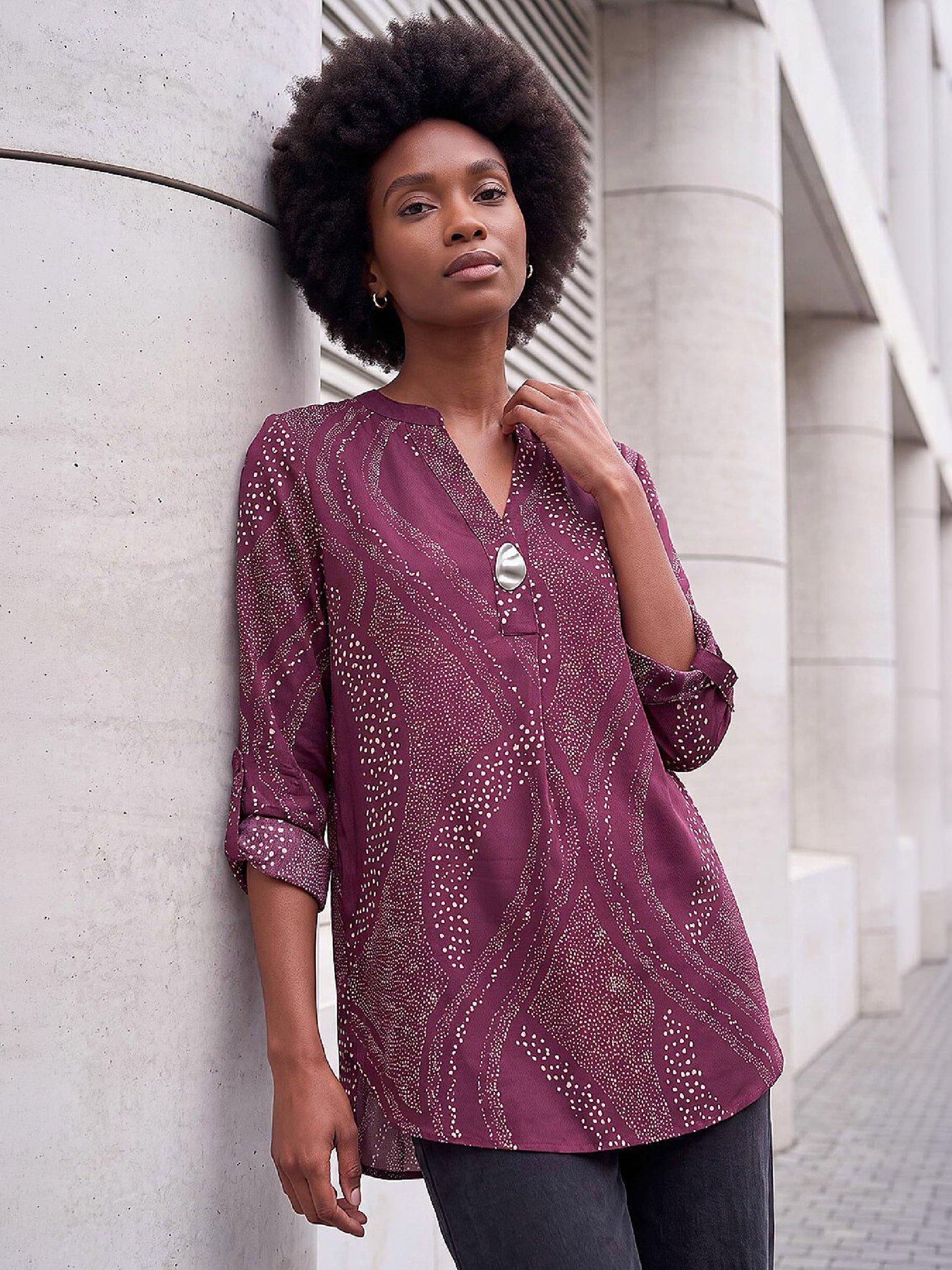 Image 1 of 4 of Roman Spot Longline Top