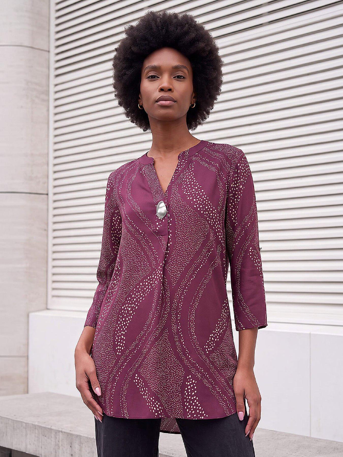 Image 3 of 4 of Roman Spot Longline Top