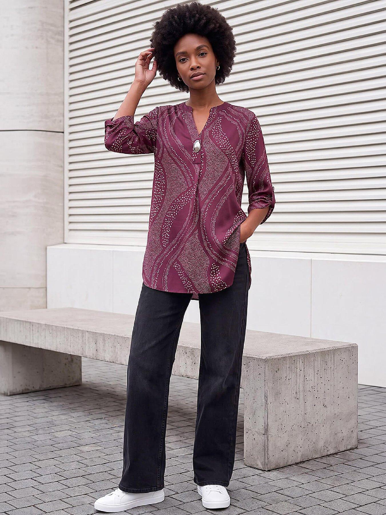 Image 4 of 4 of Roman Spot Longline Top