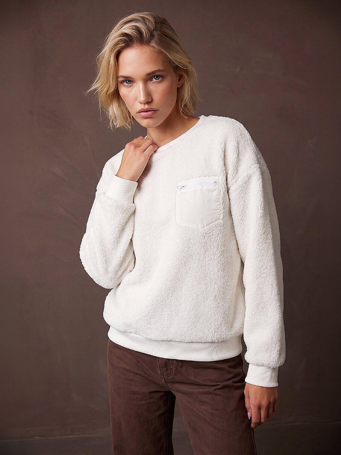 Image 4 of 4 of Roman Pocket Detail Fluffy Sweatshrt