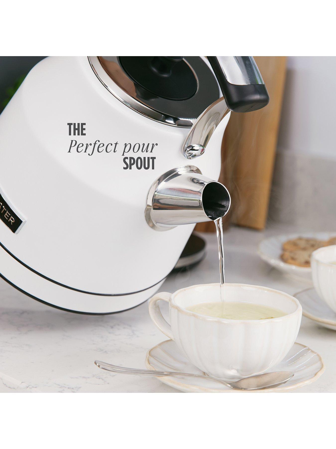 Image 6 of 7 of Rangemaster Classic Collection White Kettle