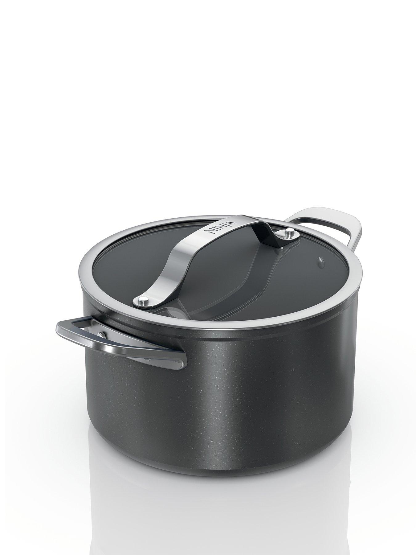 Image 1 of 1 of NINJA Ceramic Pro 26cm Stockpot Black